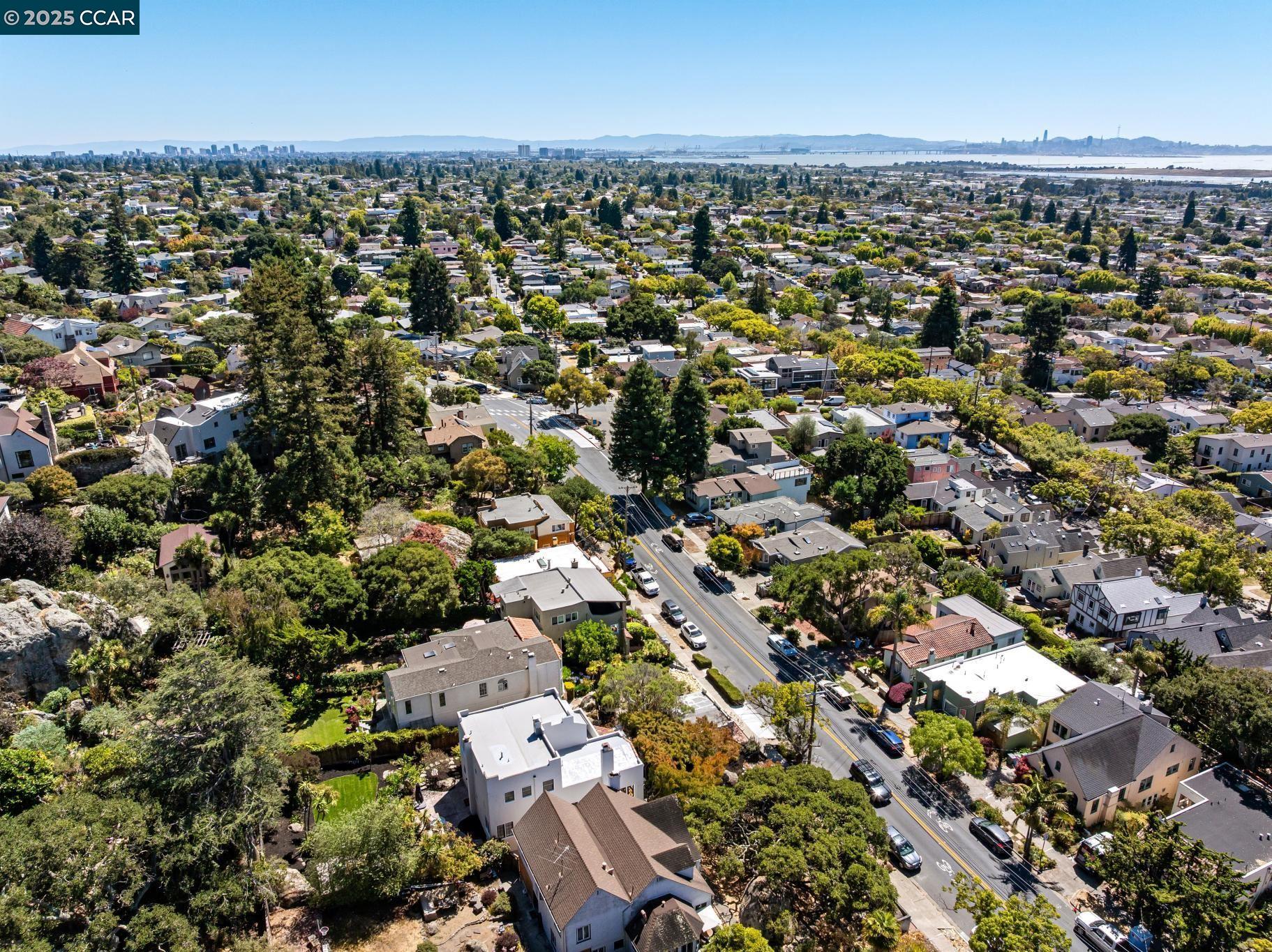 545 Colusa Ave