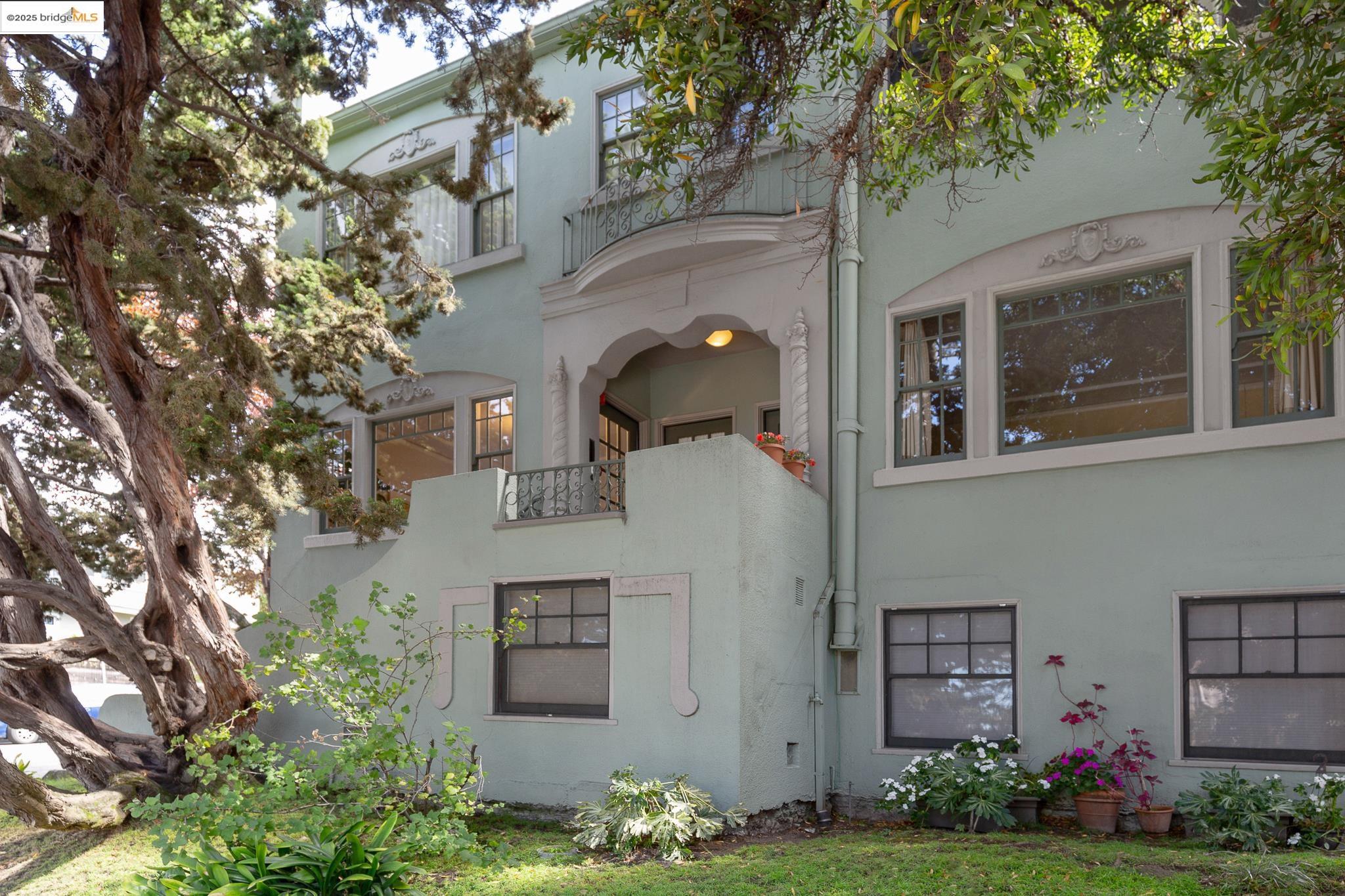 1501 Oxford St # 1