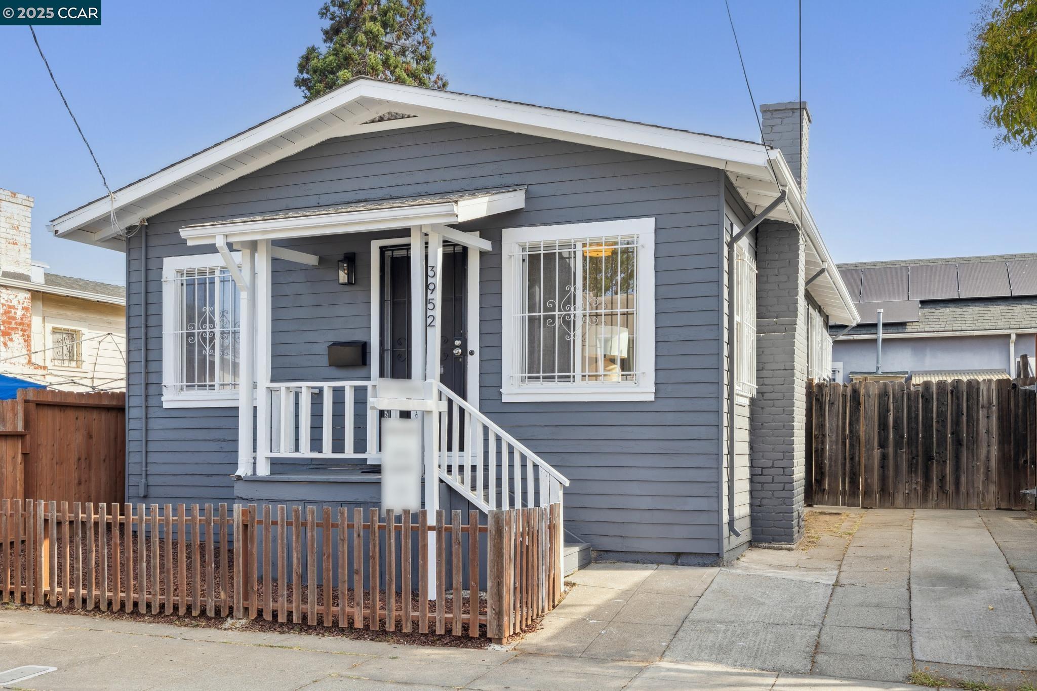 3952 Angelo Ave