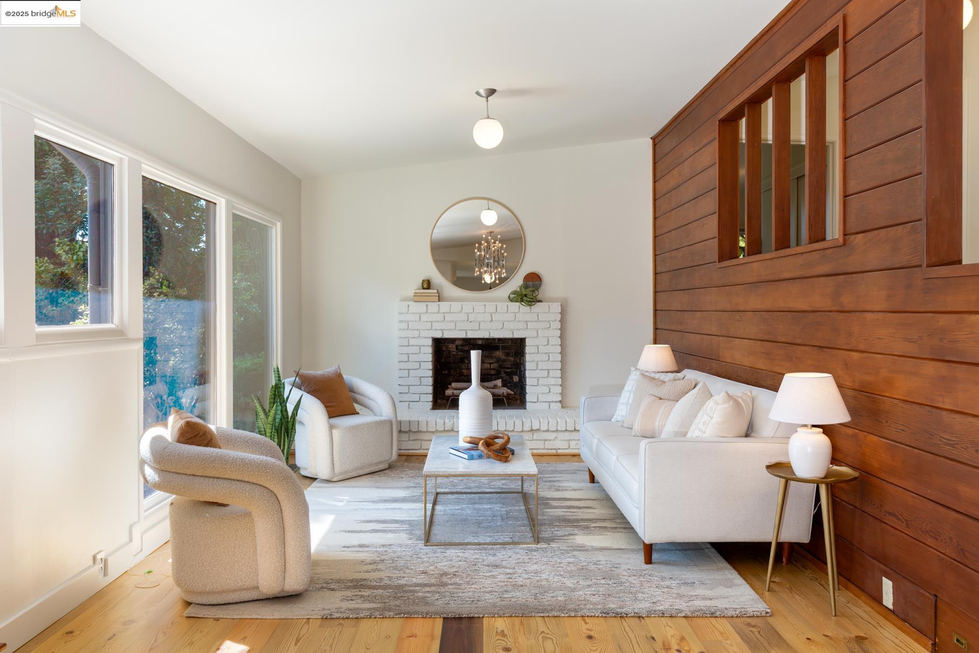 605 Plateau Dr
