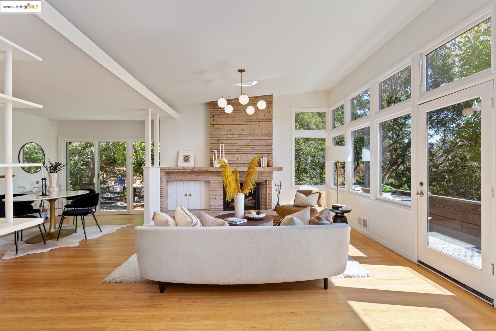 605 Plateau Dr