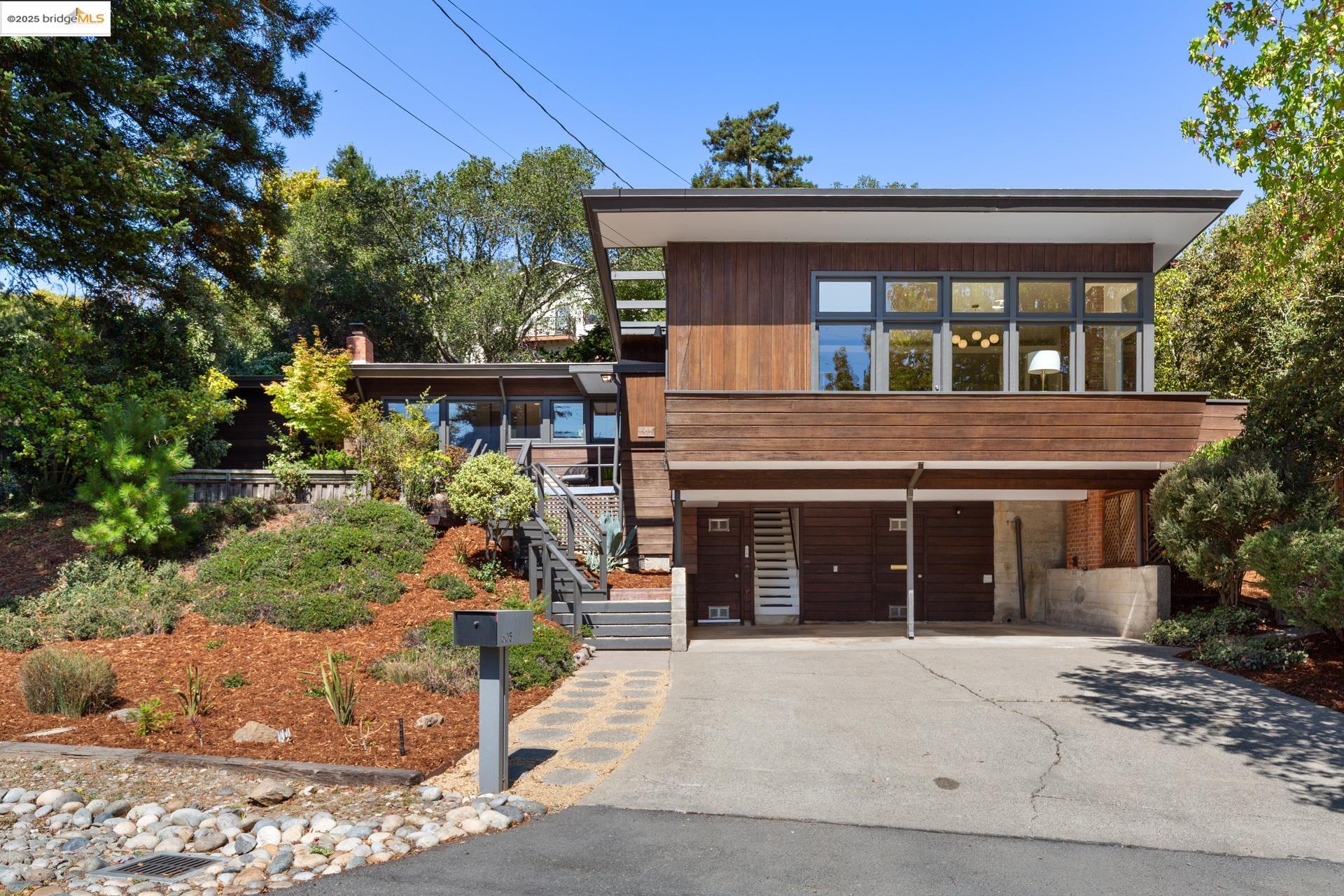 605 Plateau Dr