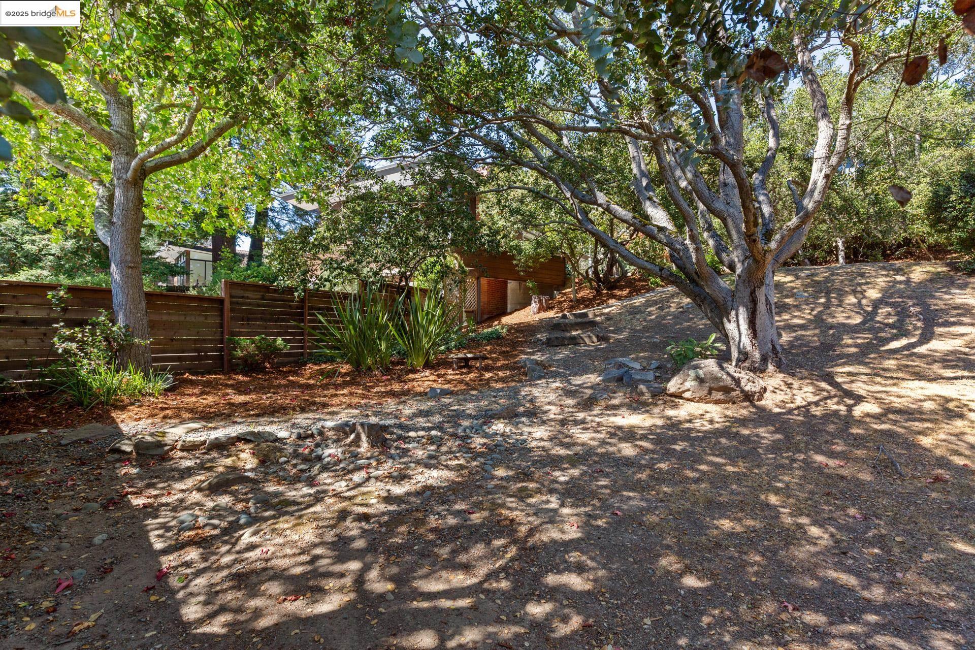 605 Plateau Dr