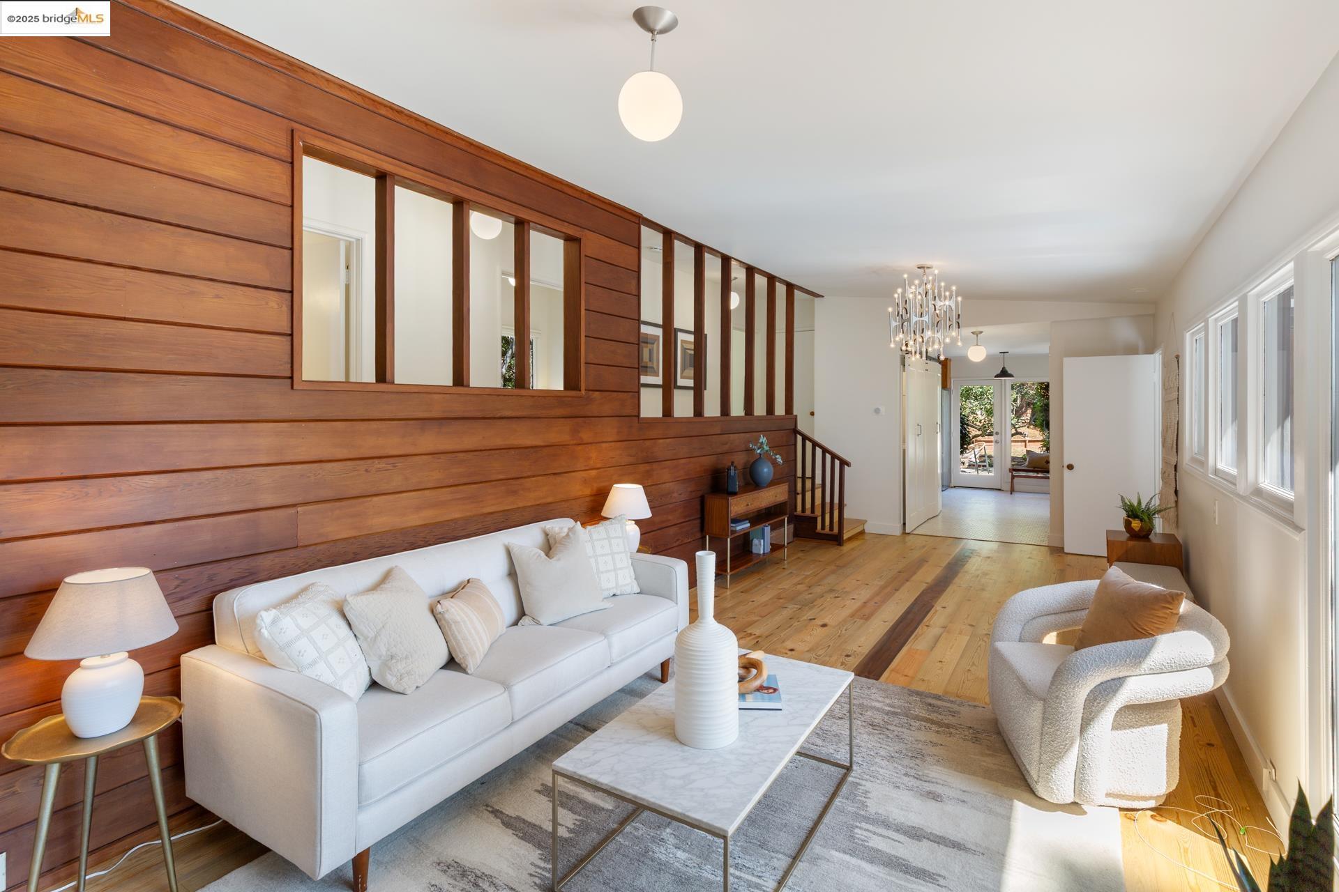 605 Plateau Dr