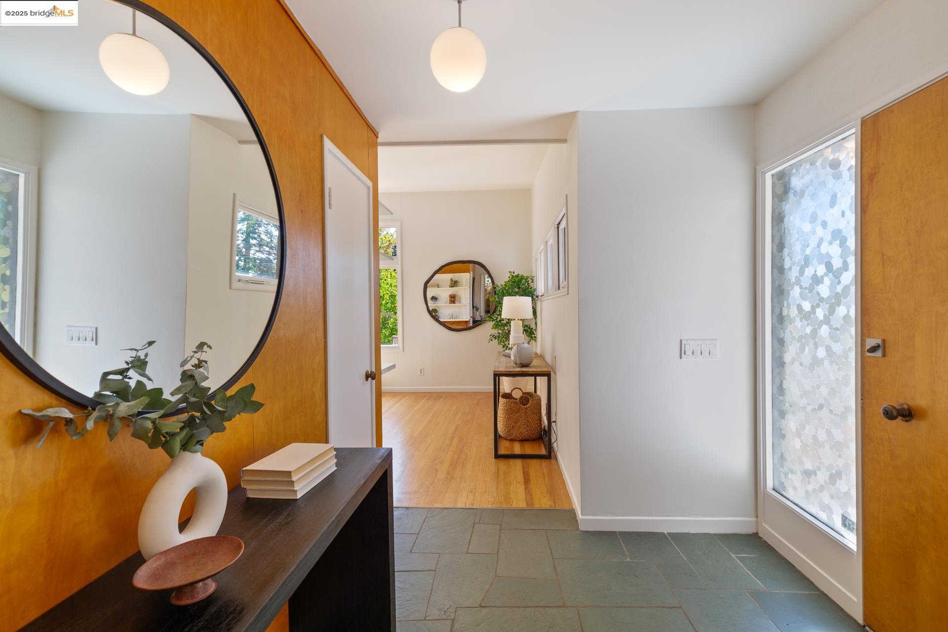 605 Plateau Dr