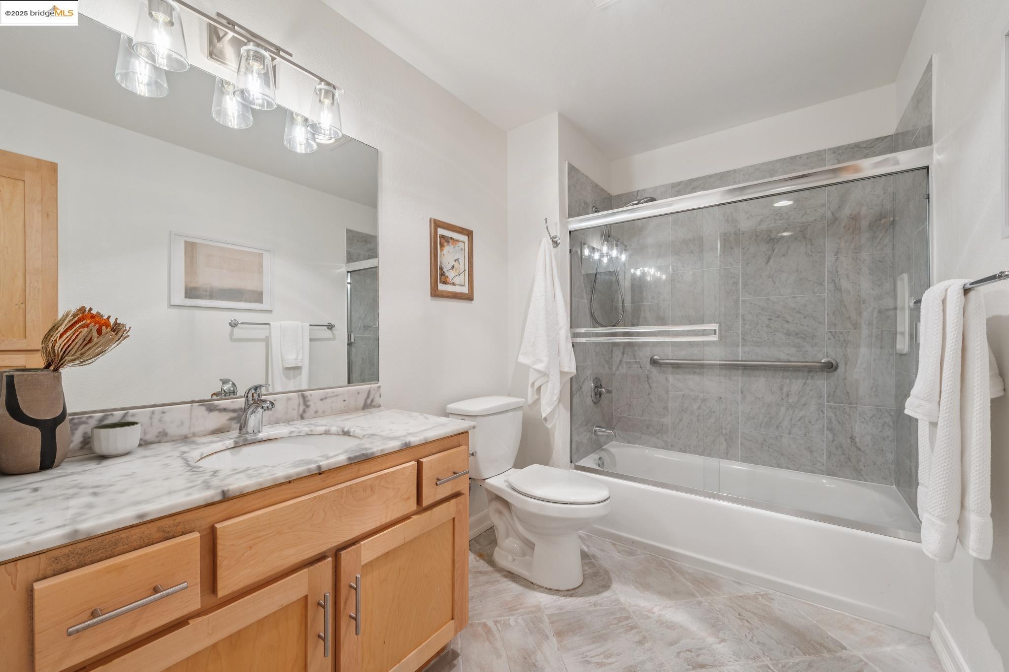 27 Bayside Ct