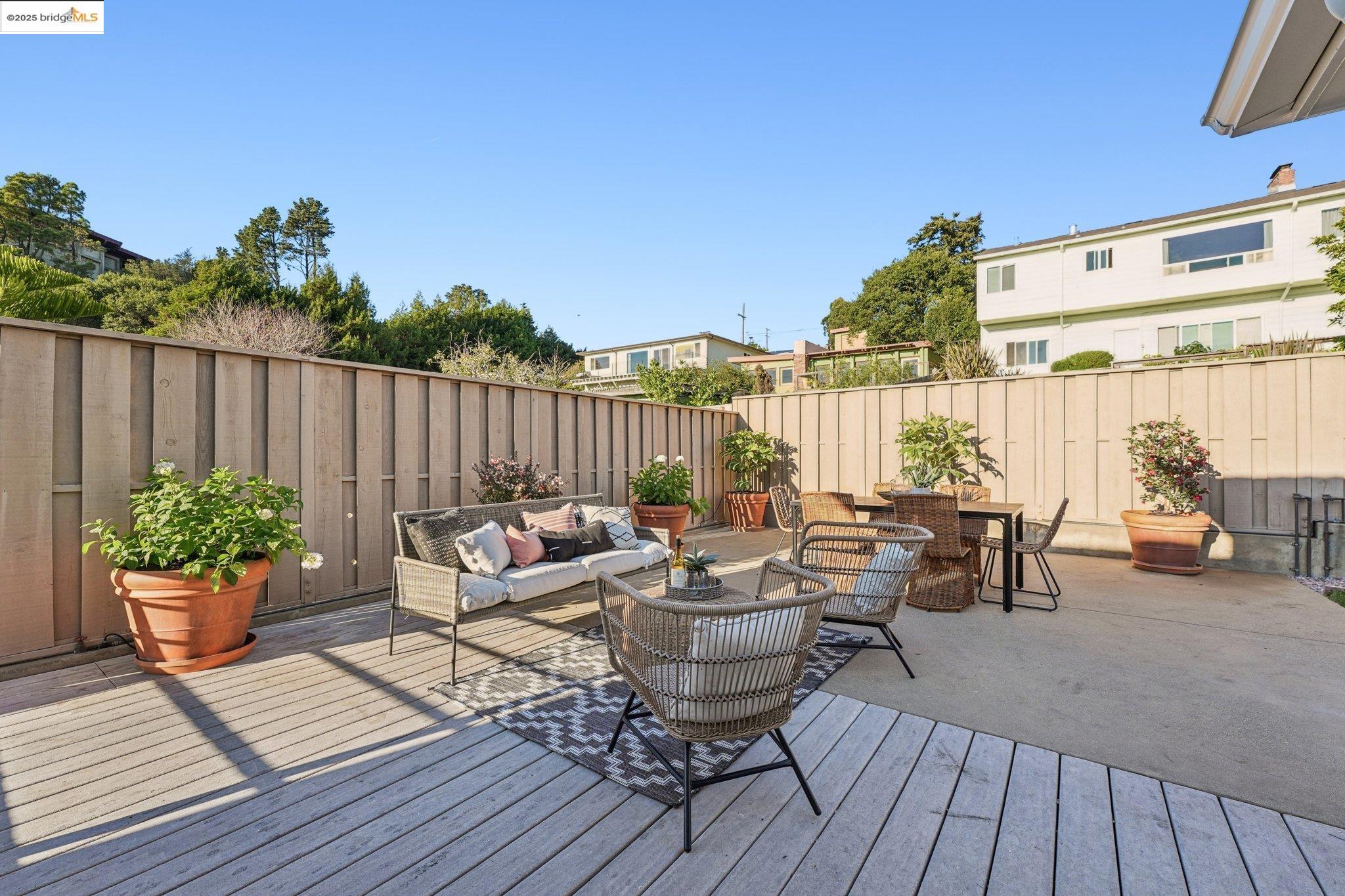 19 Highland Blvd