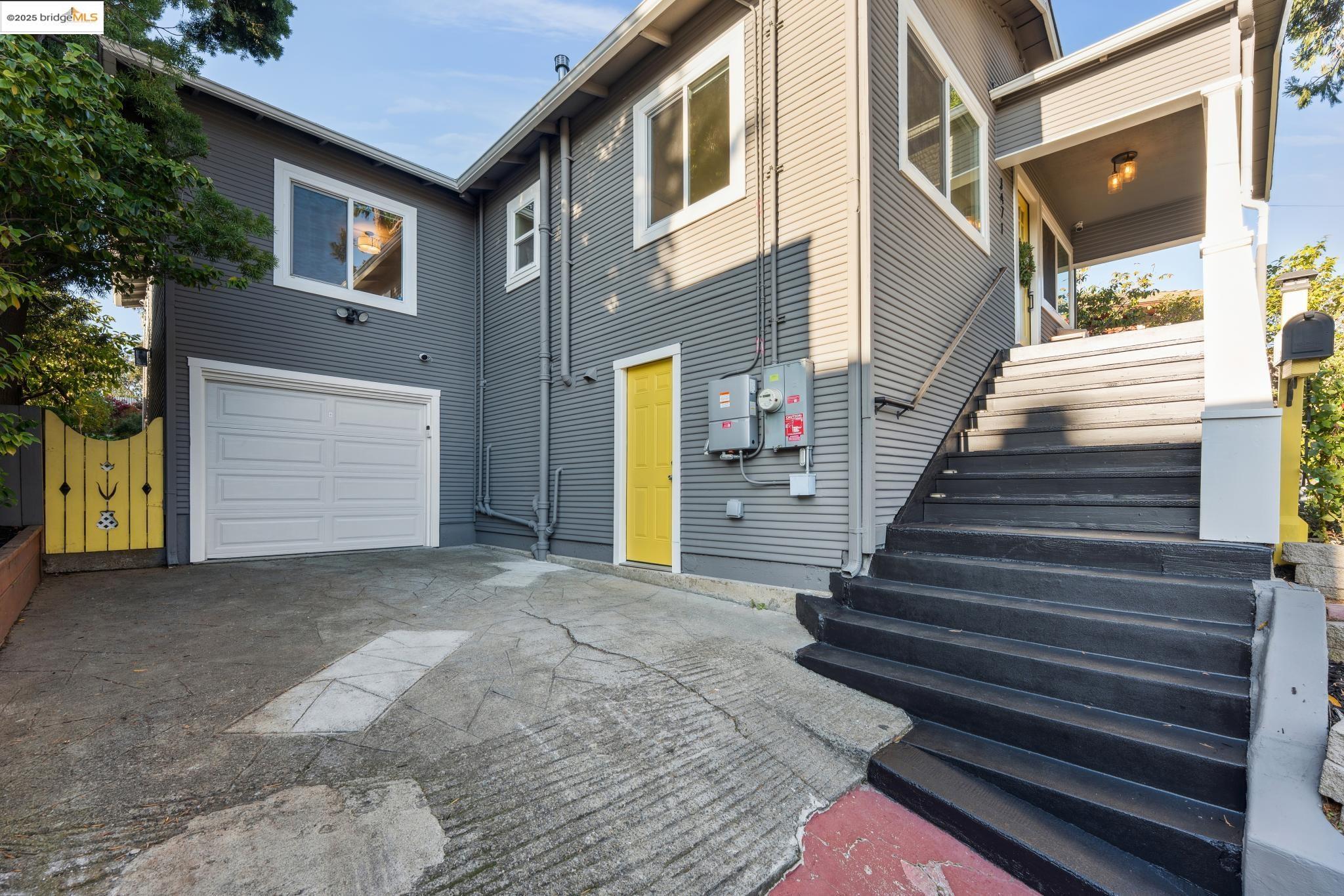 3471 Morcom Ave