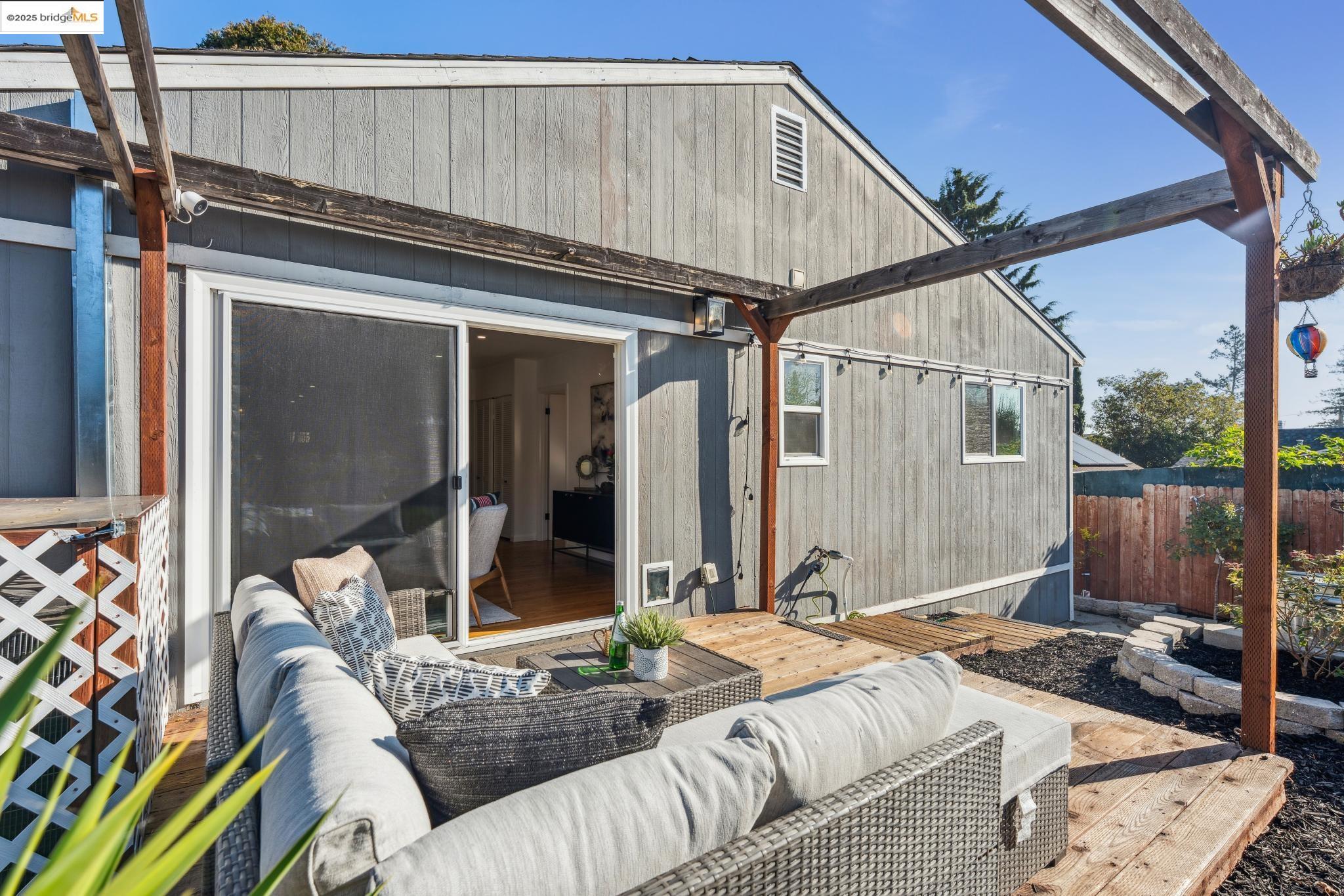 3471 Morcom Ave