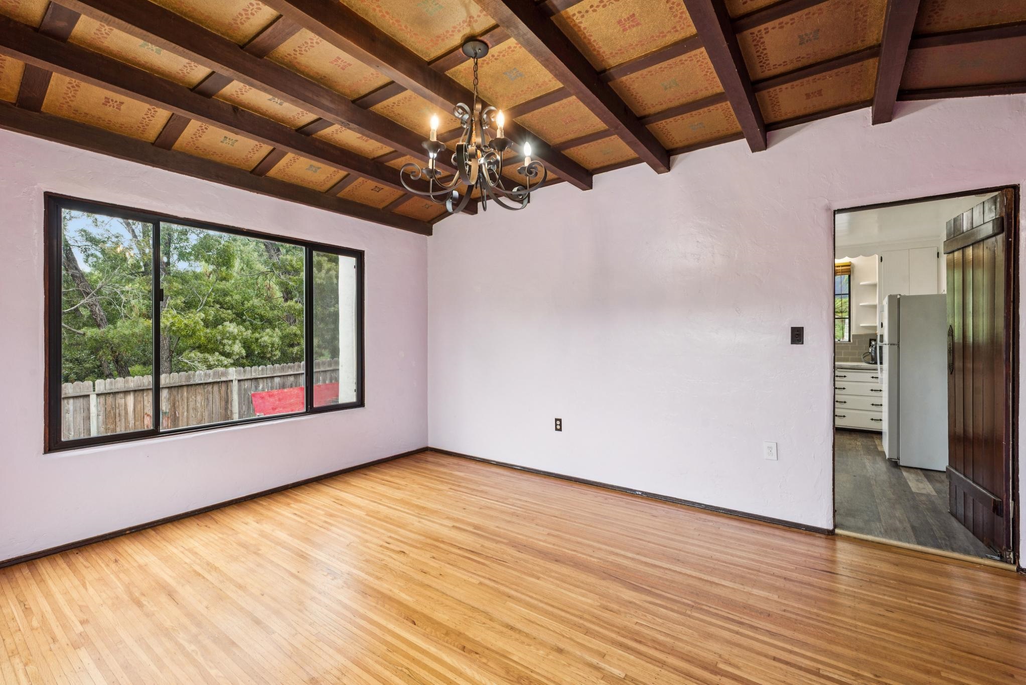 3655 Calafia Ave