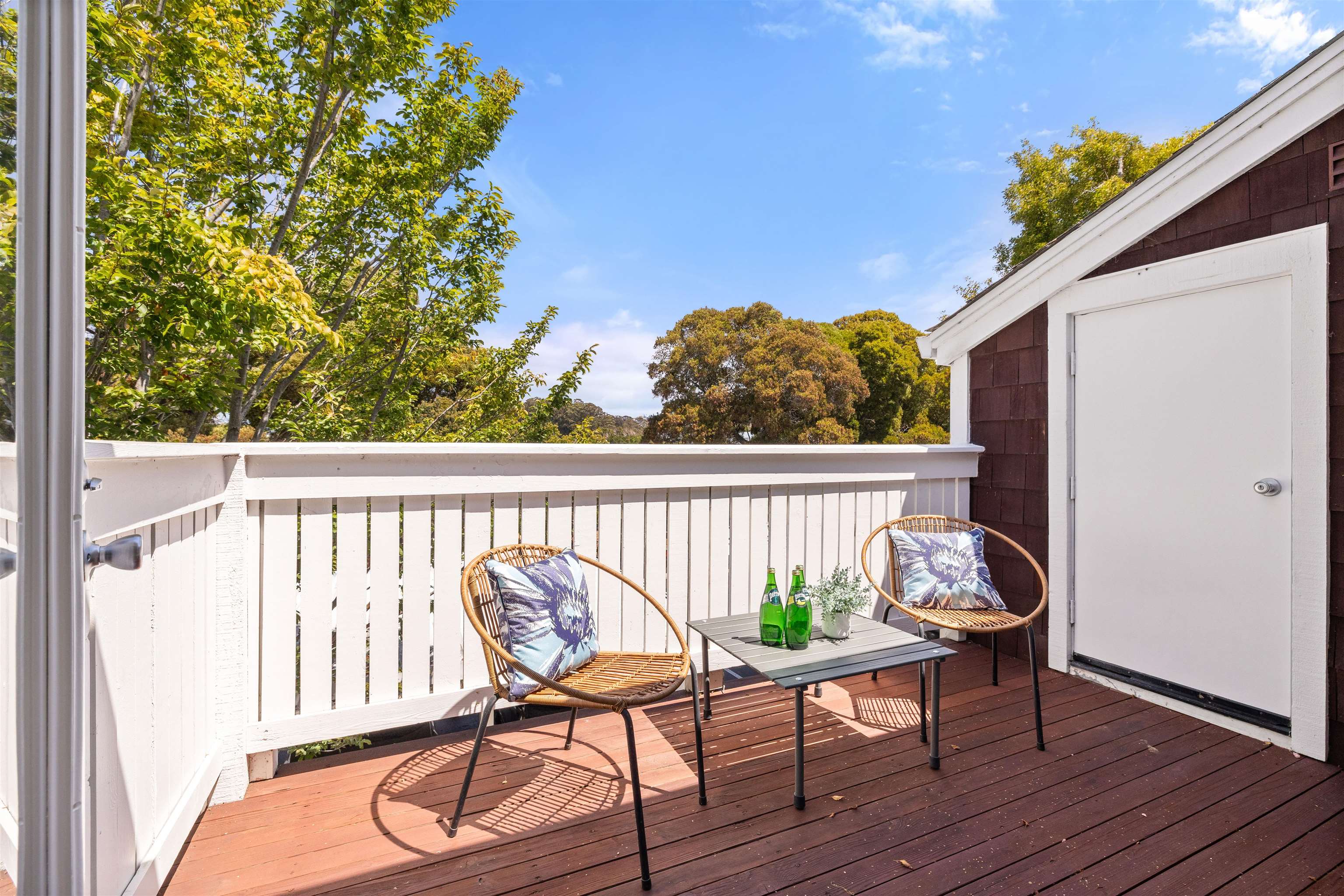 166 Bayside Ct