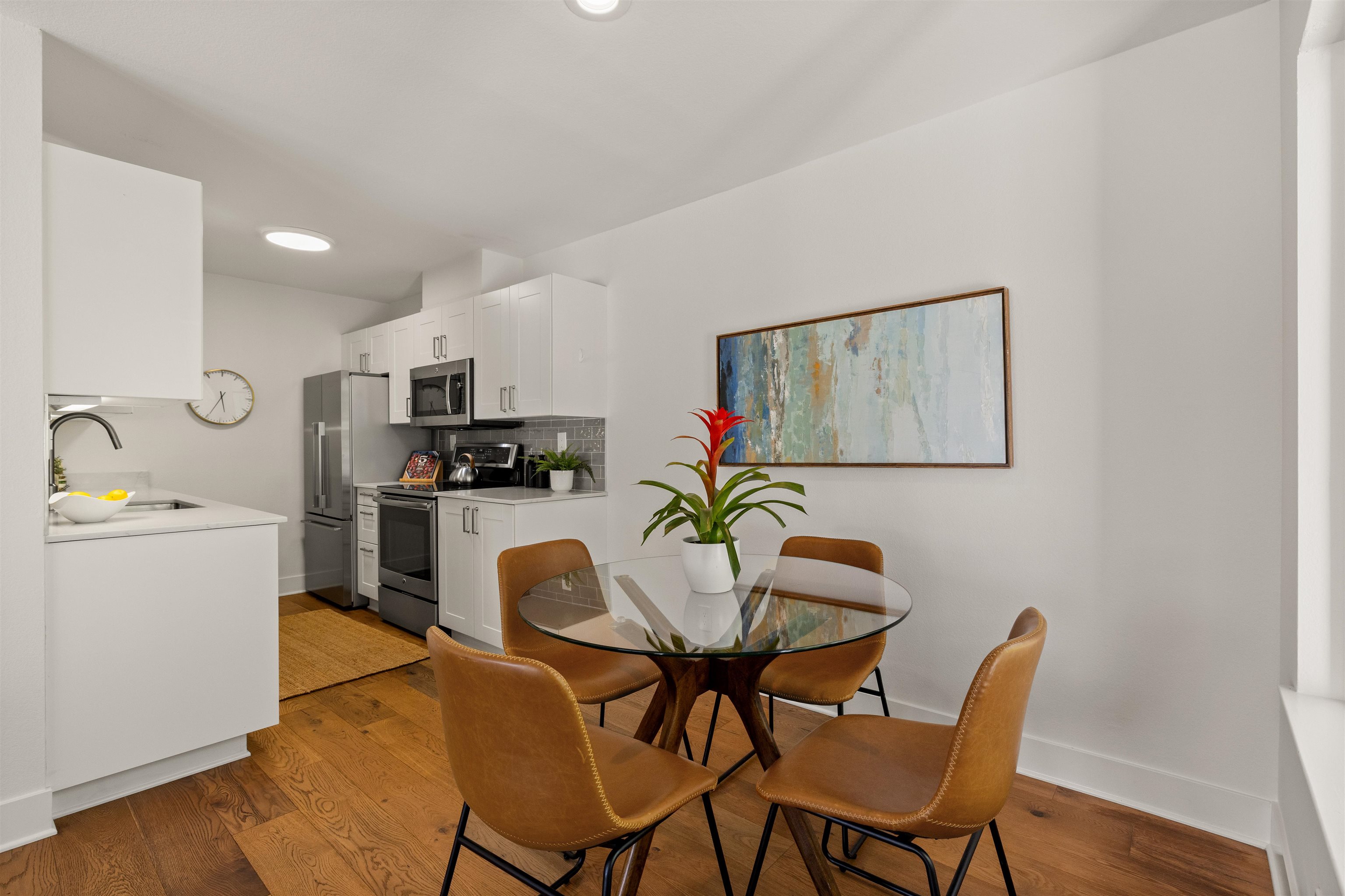 166 Bayside Ct