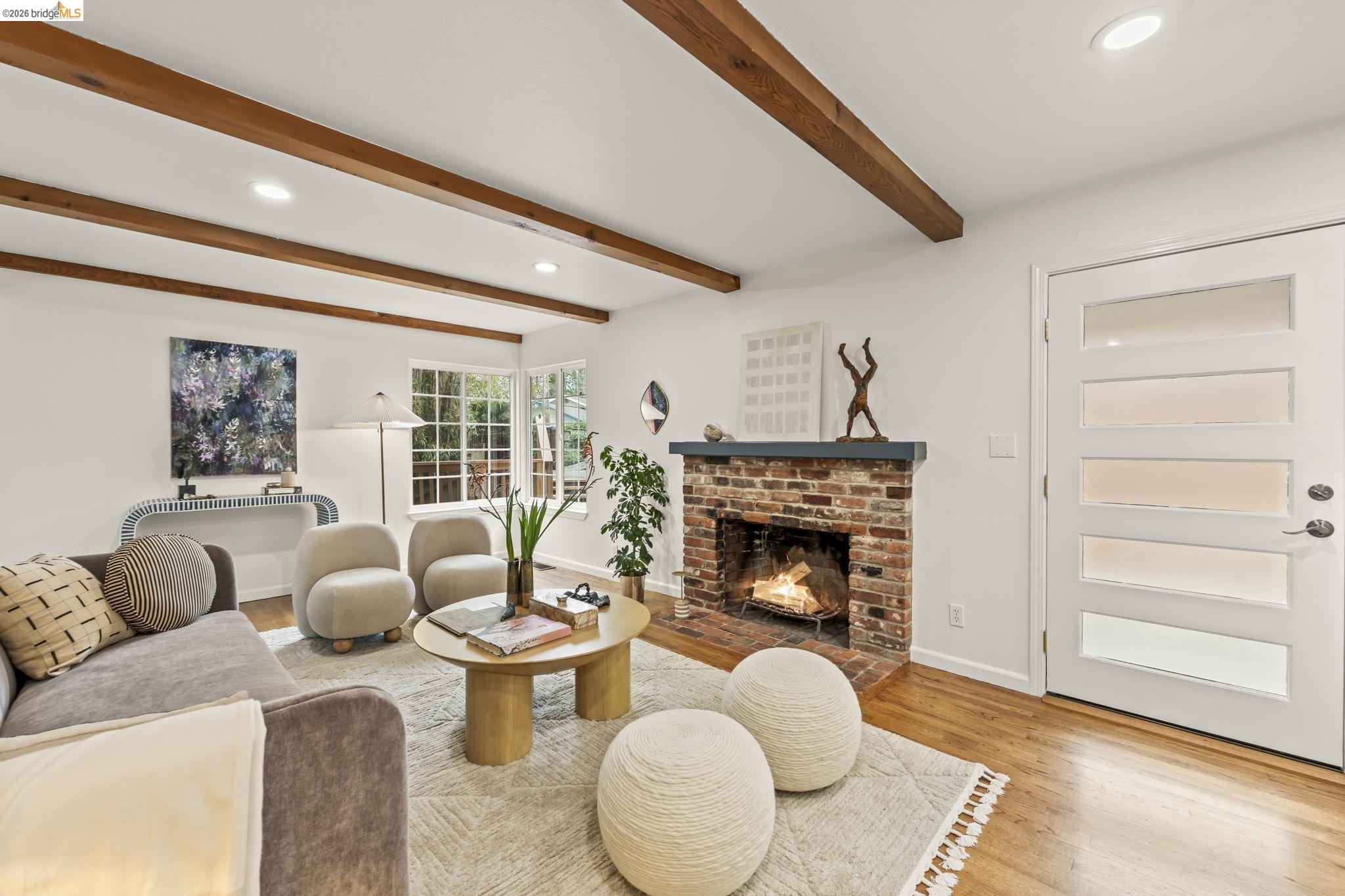 2 Cortez Ct