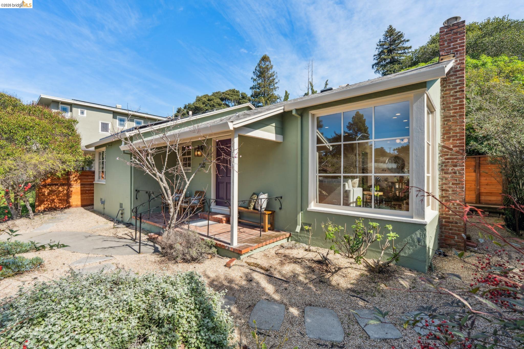 1400 Grand Avenue