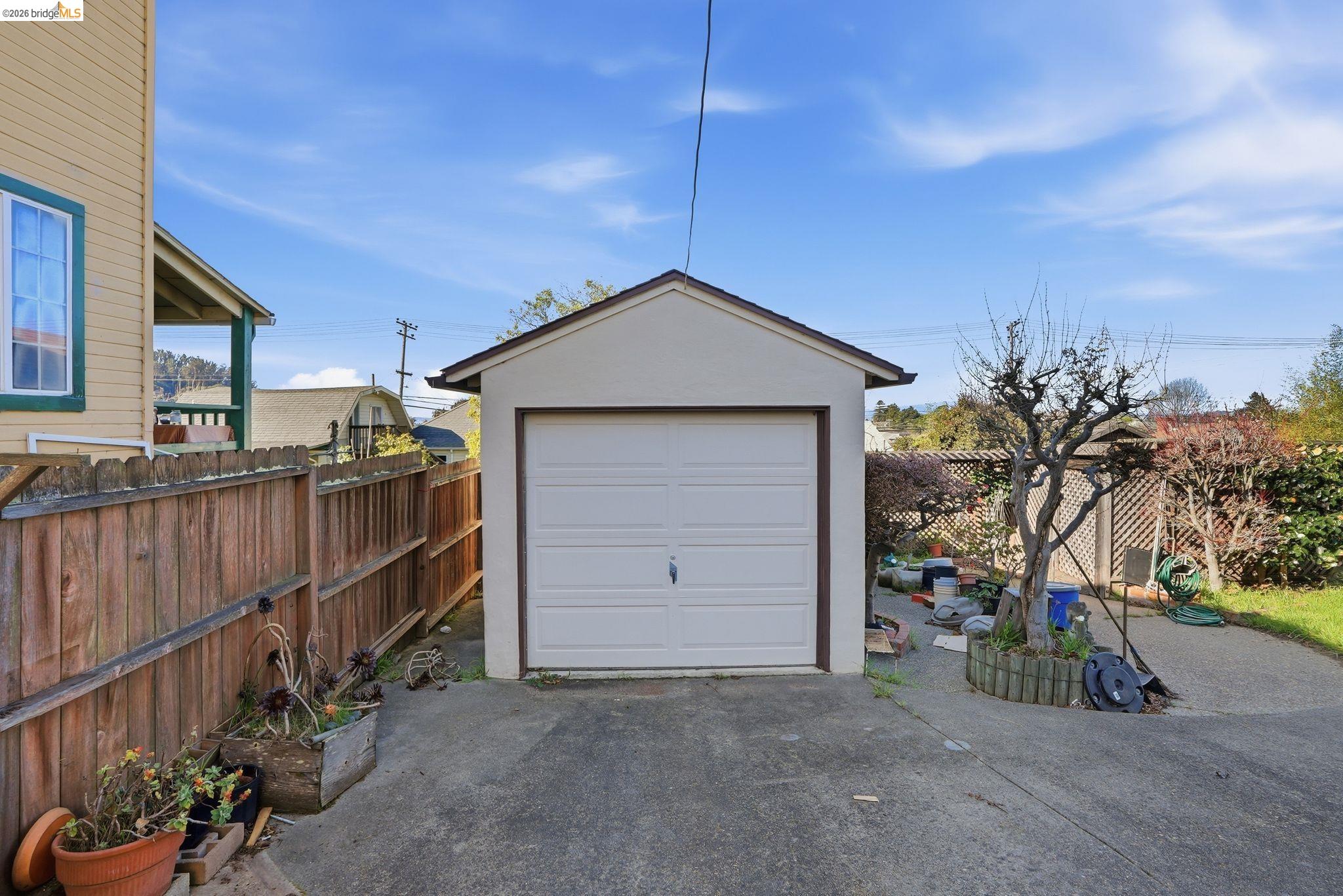 535 Norvell St