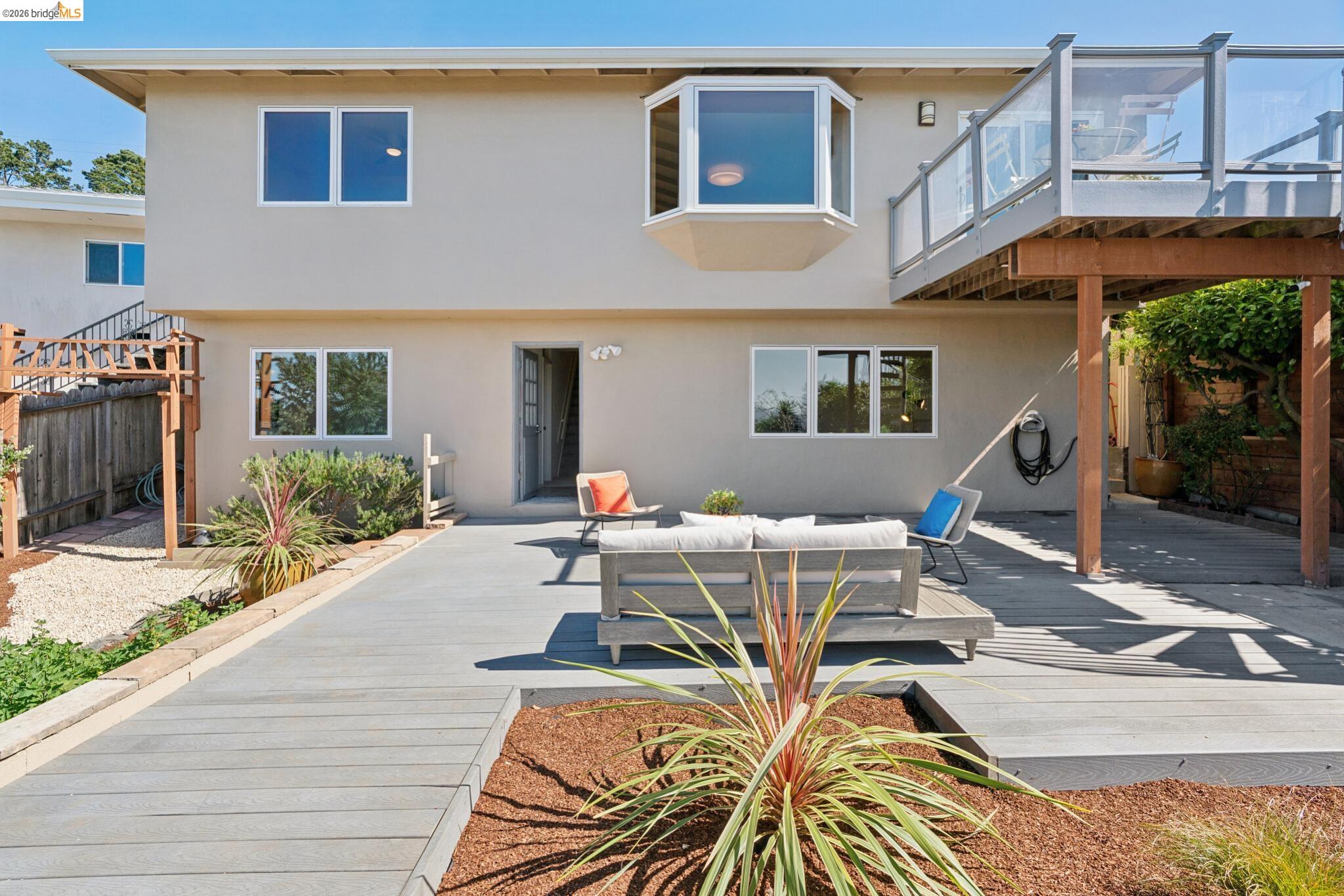 2729 Del Monte Ave