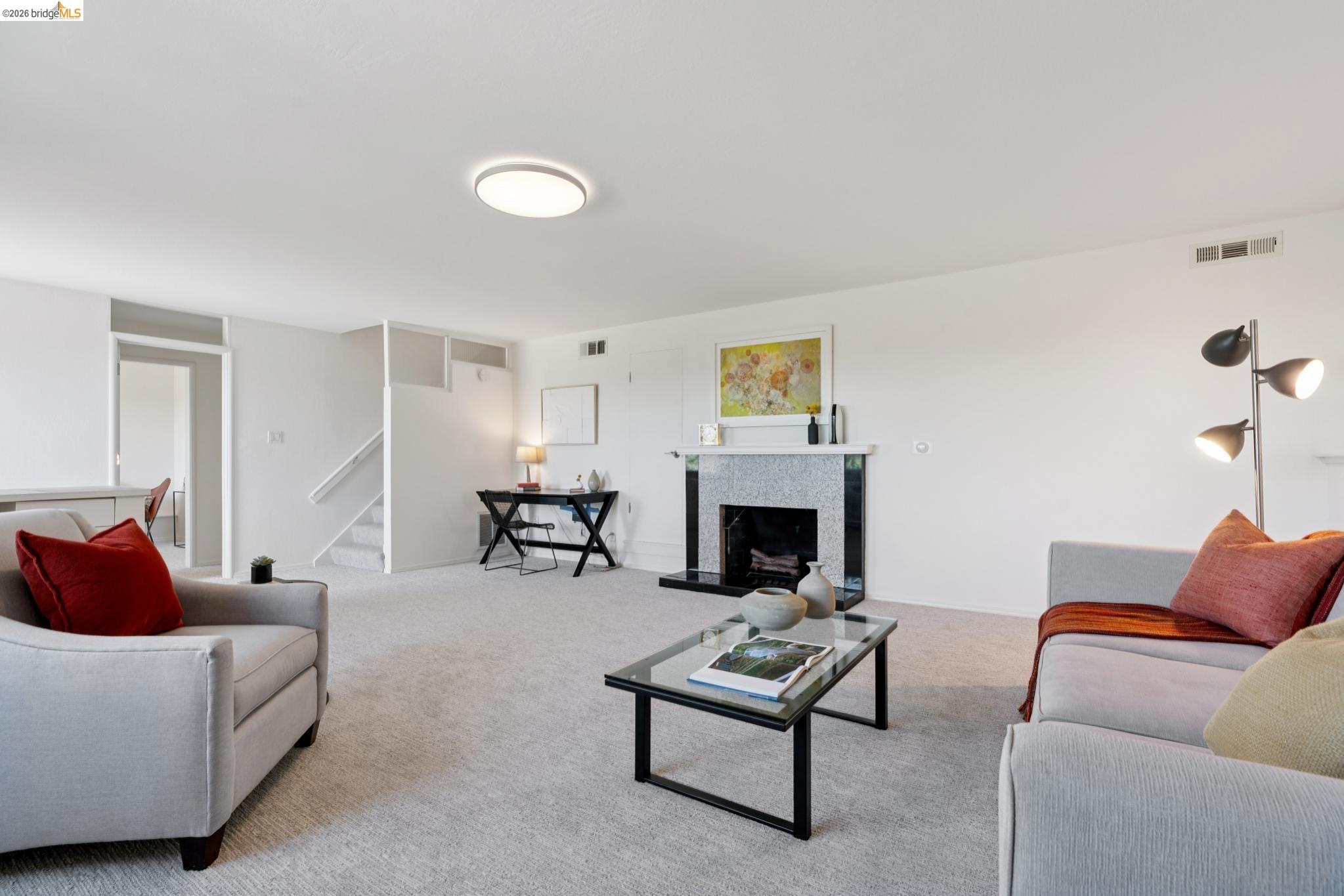 2729 Del Monte Ave