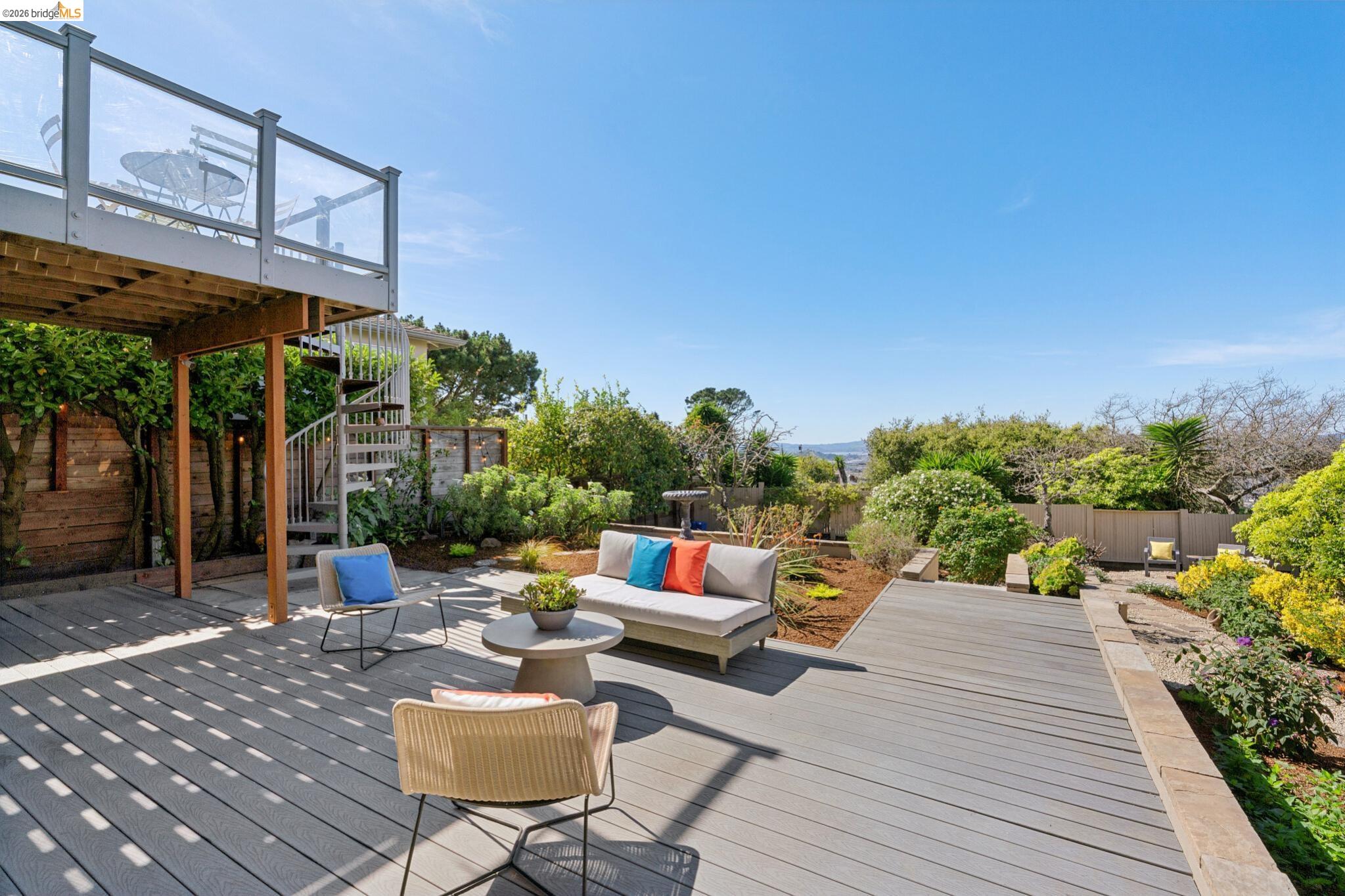 2729 Del Monte Ave
