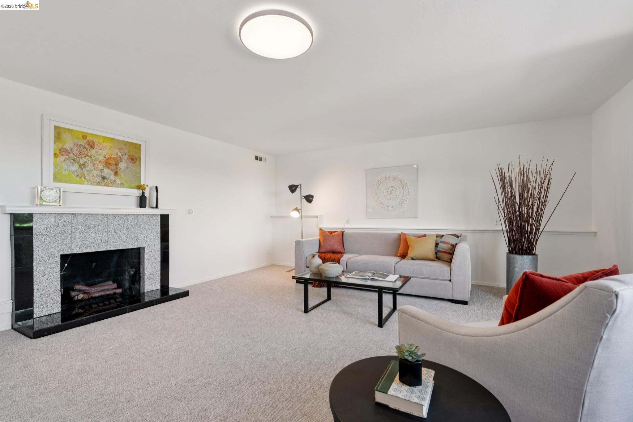 2729 Del Monte Ave