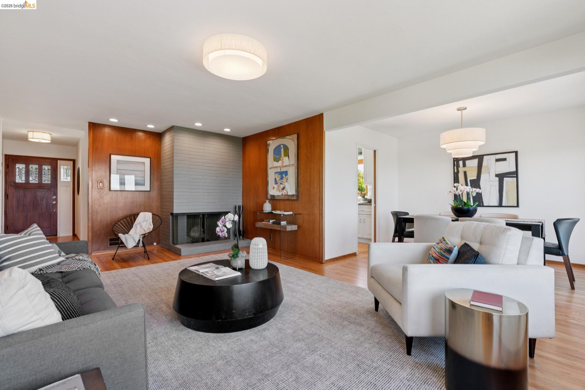 2729 Del Monte Ave