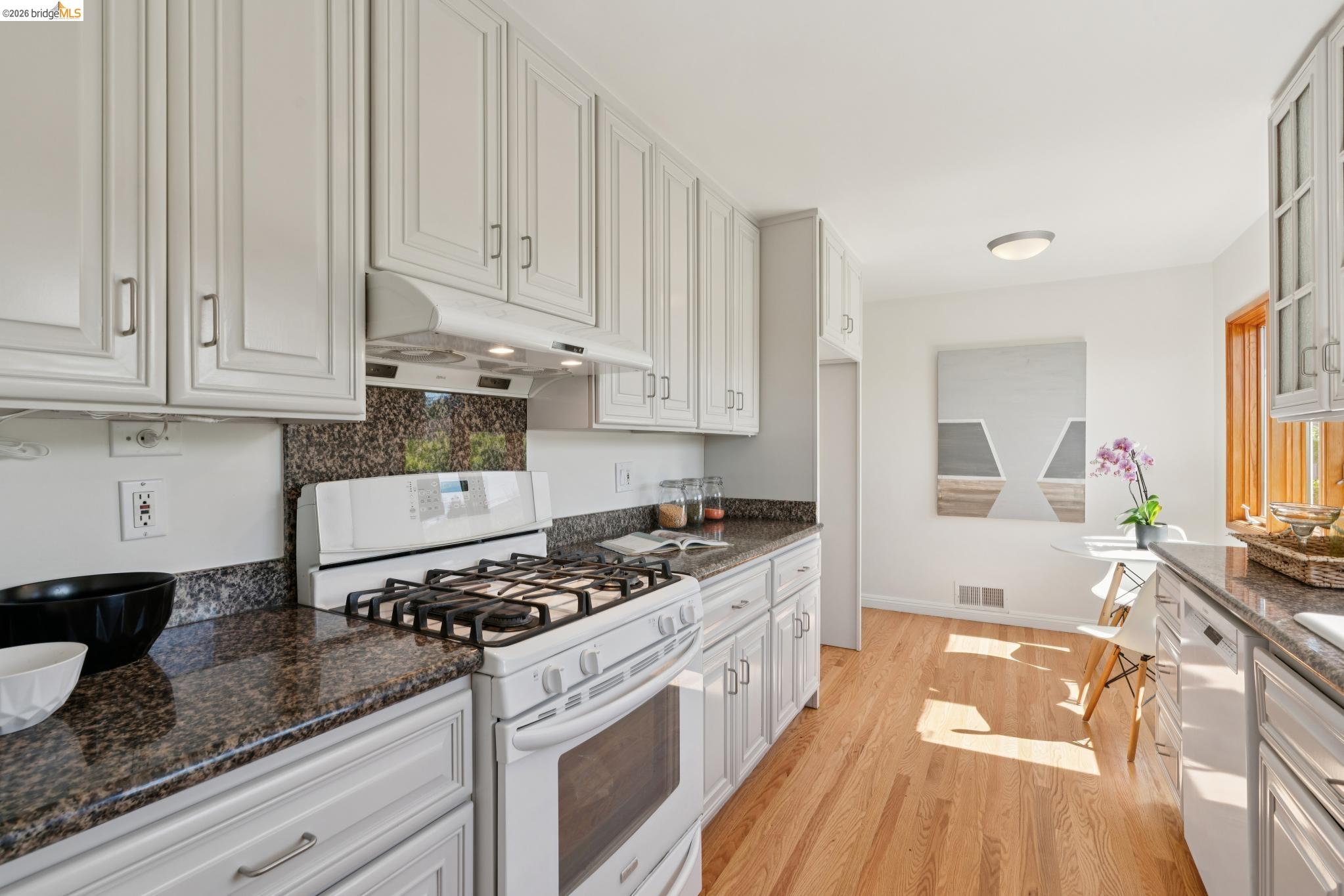 2729 Del Monte Ave