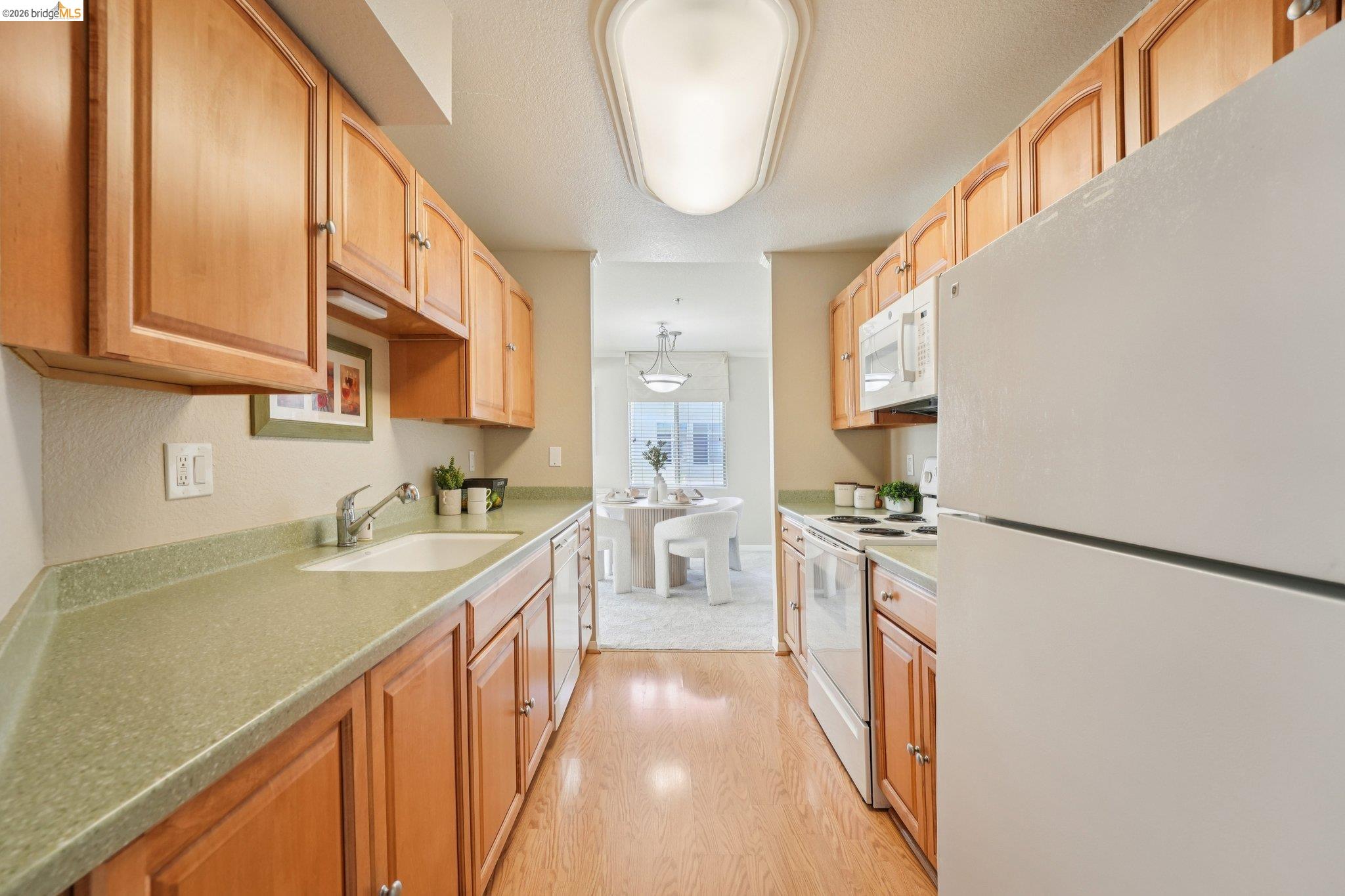 535 Pierce St # 3216