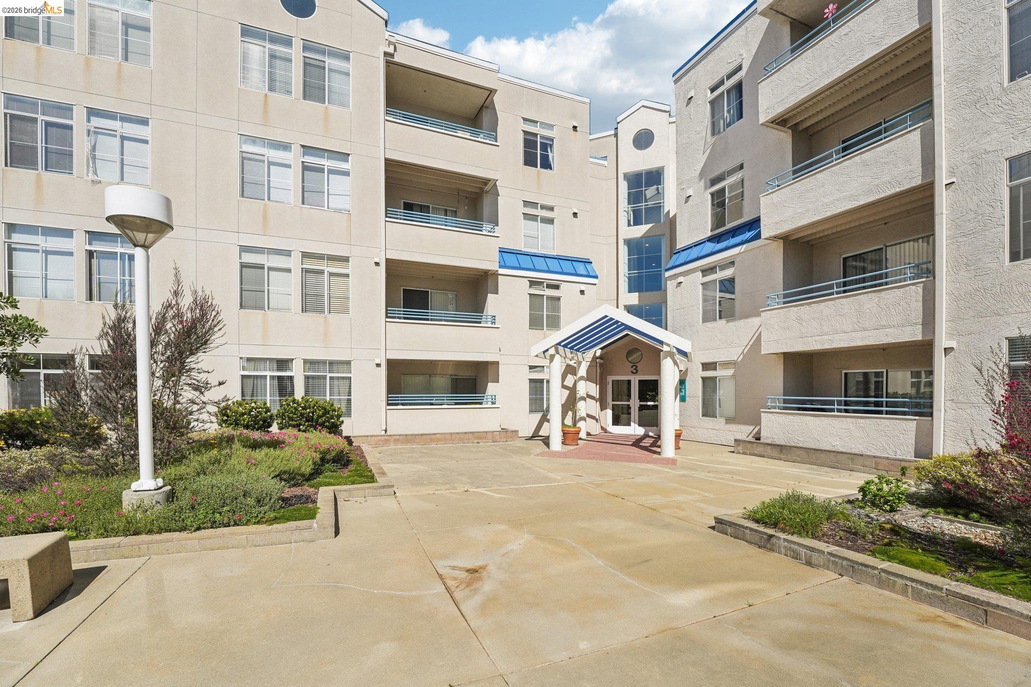 535 Pierce St # 3216