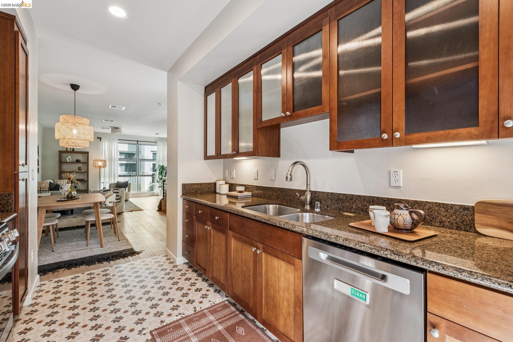 61 Glashaus Loop
