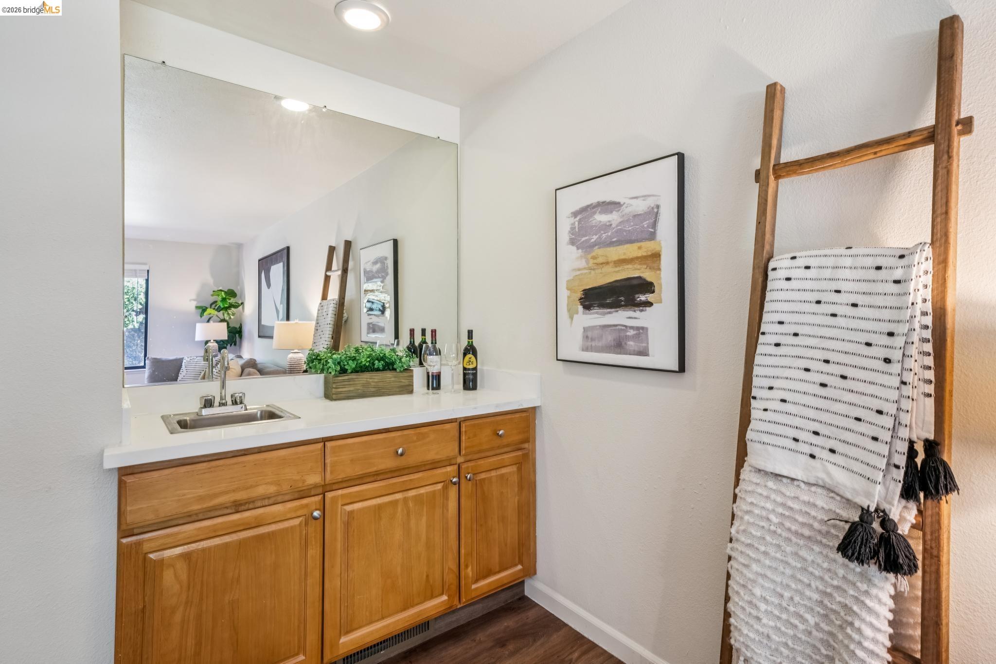 61 Parkview Ter