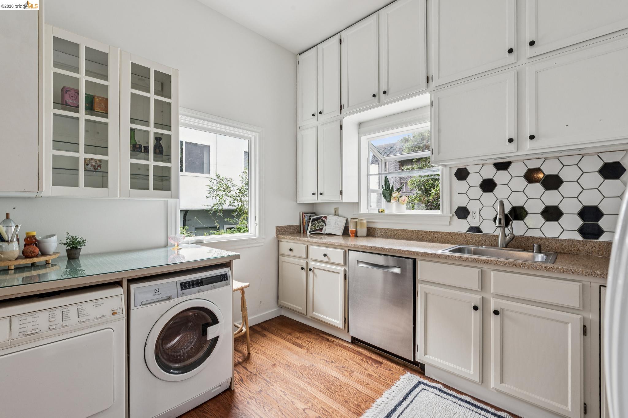 1622 Oxford St # B
