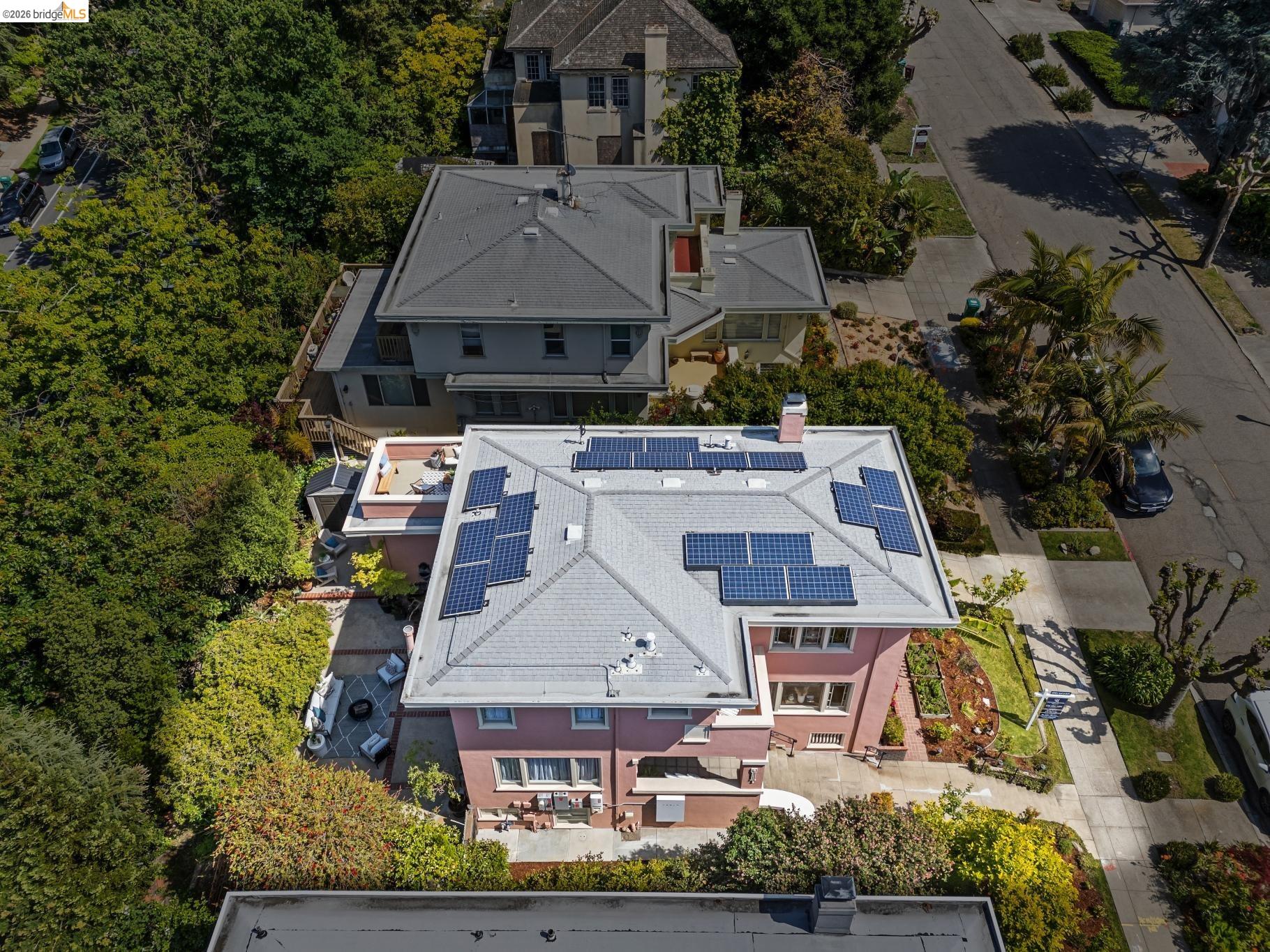 630 Longridge Rd