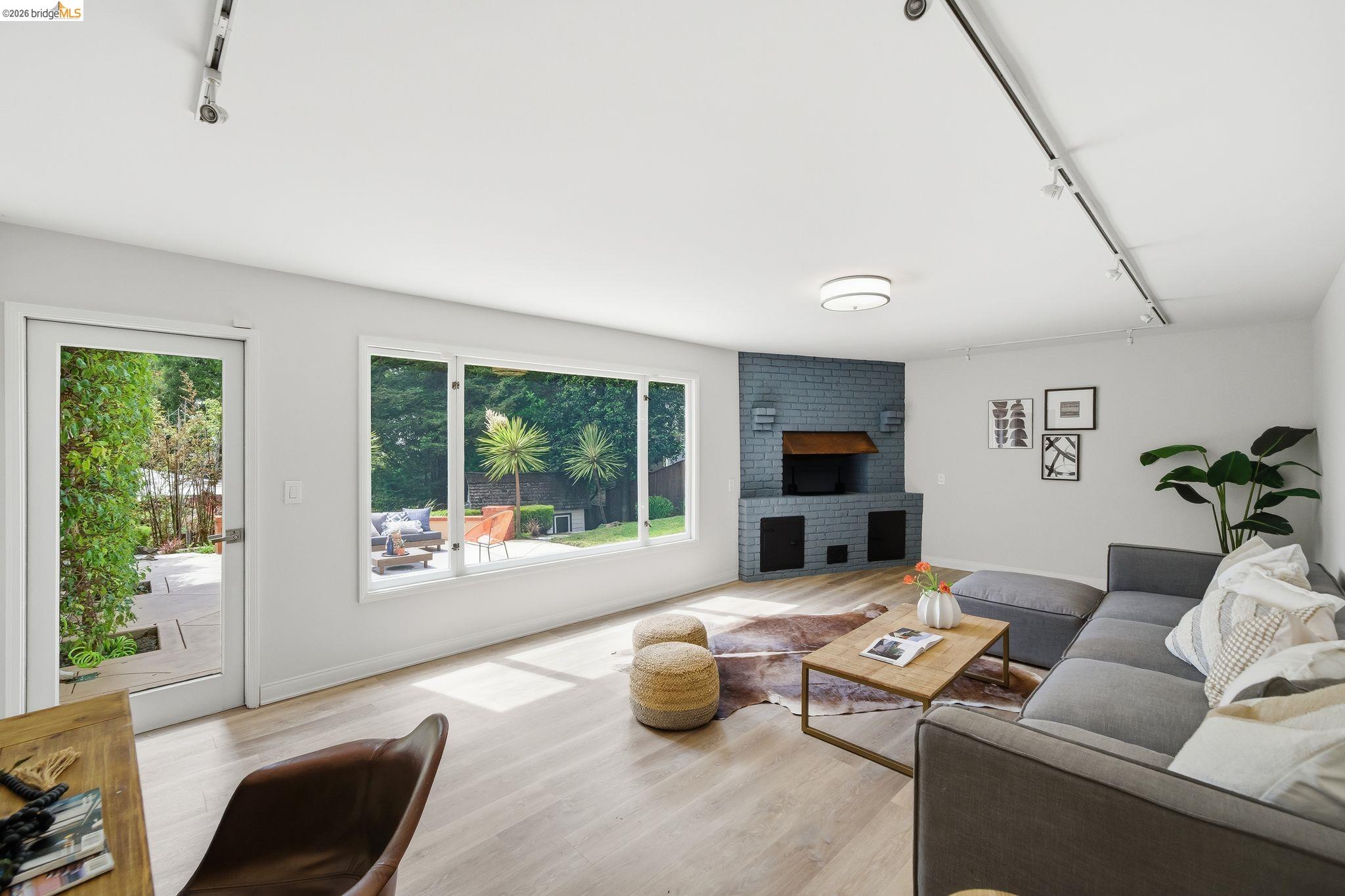 64 Highgate Rd