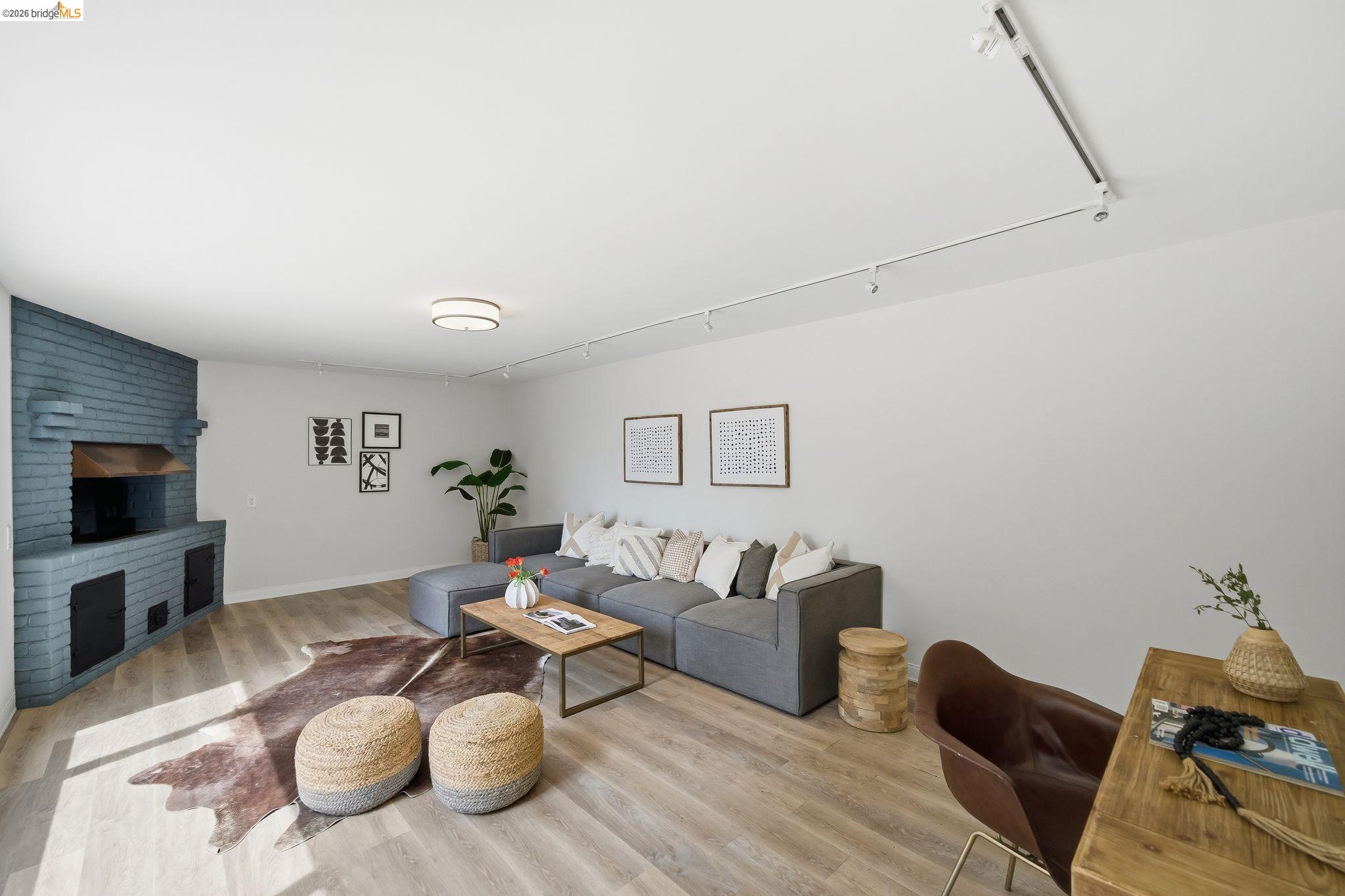 64 Highgate Rd