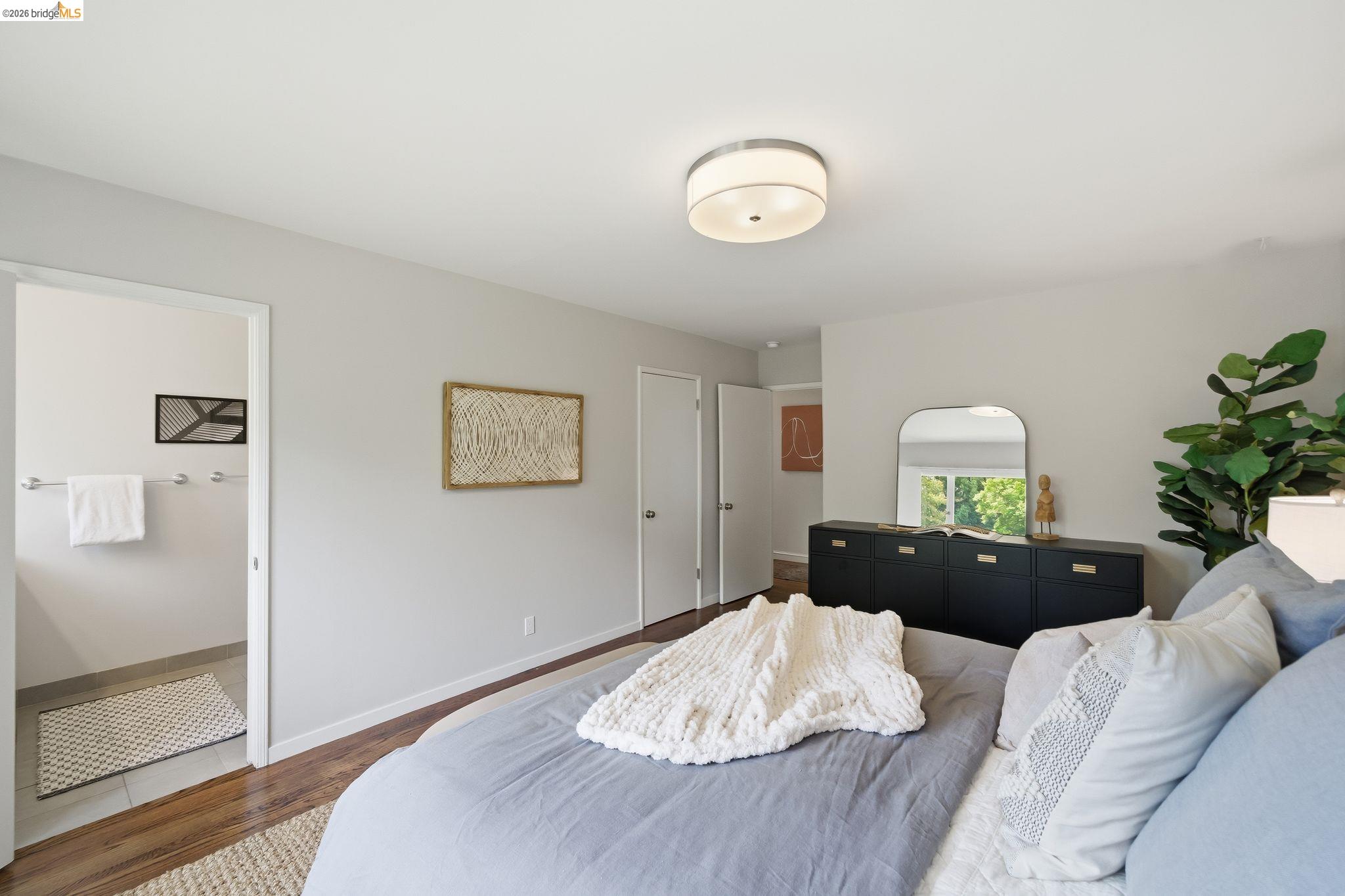 64 Highgate Rd