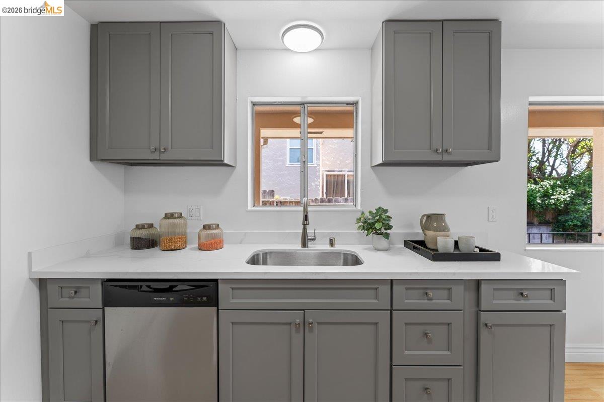 1806-1808 Key Blvd