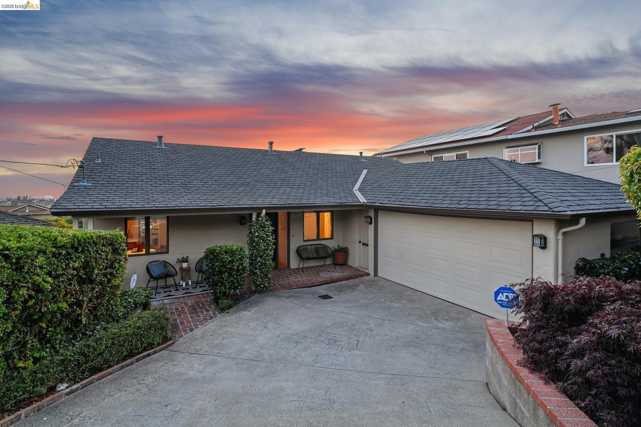 7355 Stockton Ave