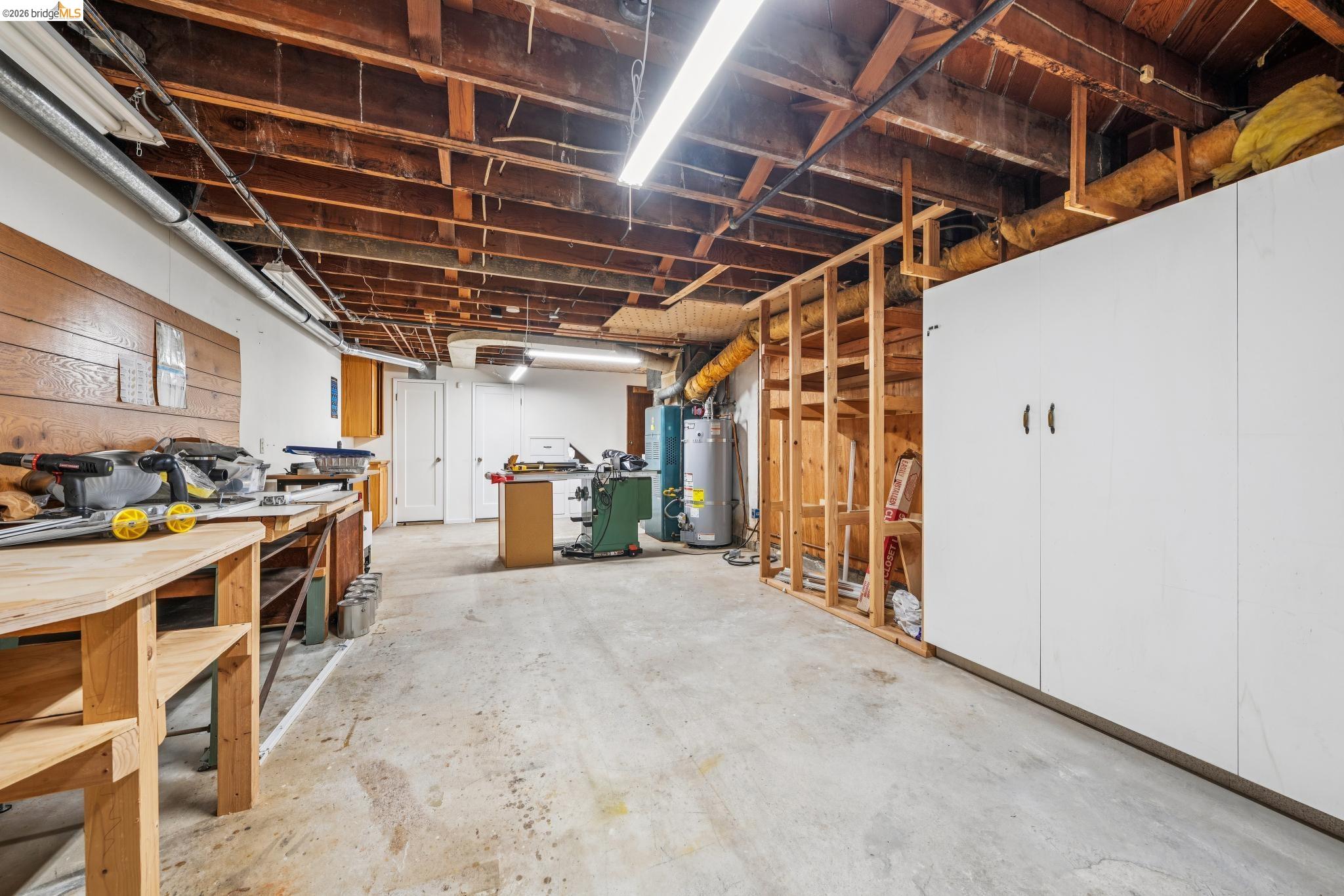 7355 Stockton Ave