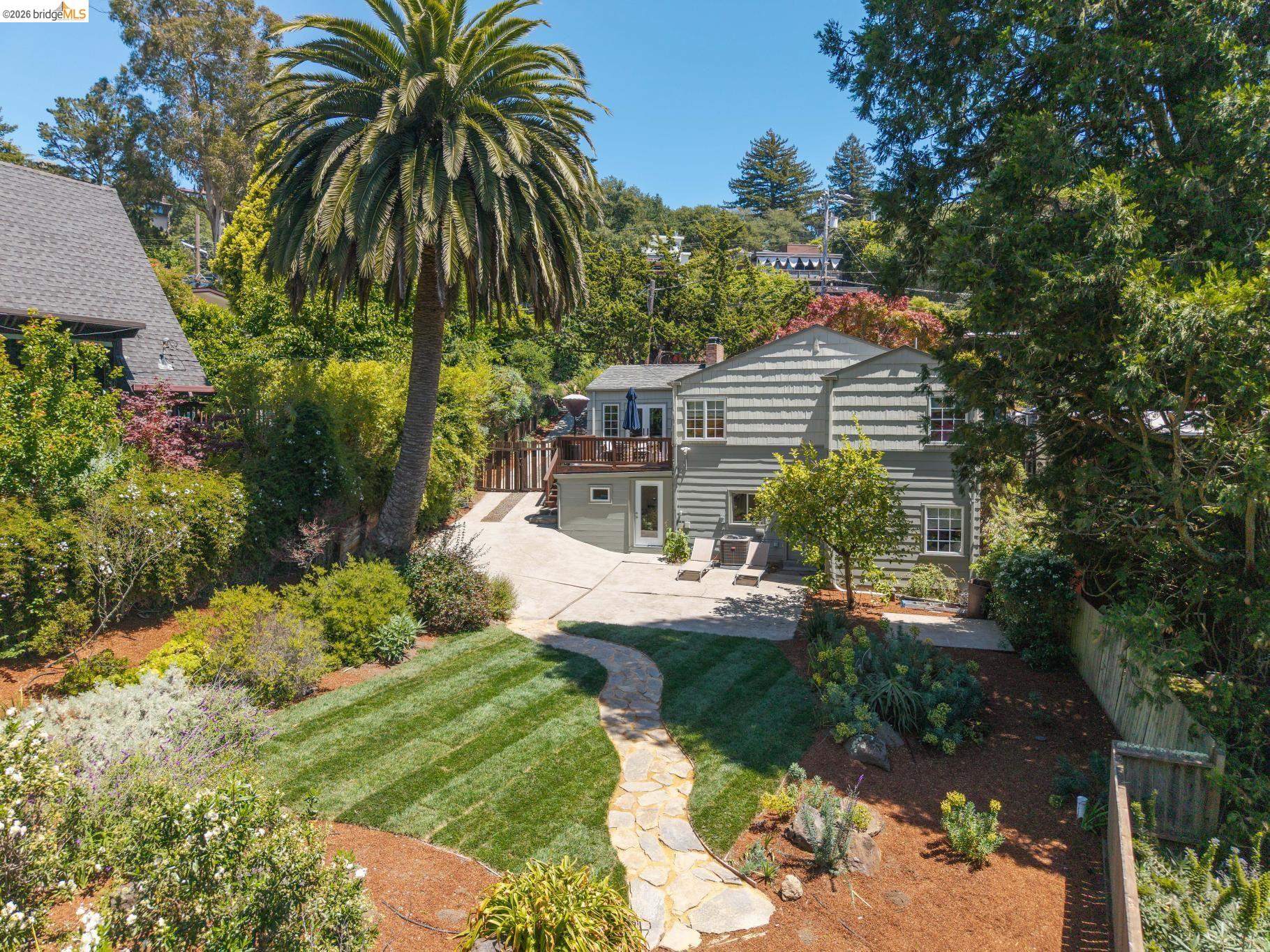 200 Fairlawn Dr