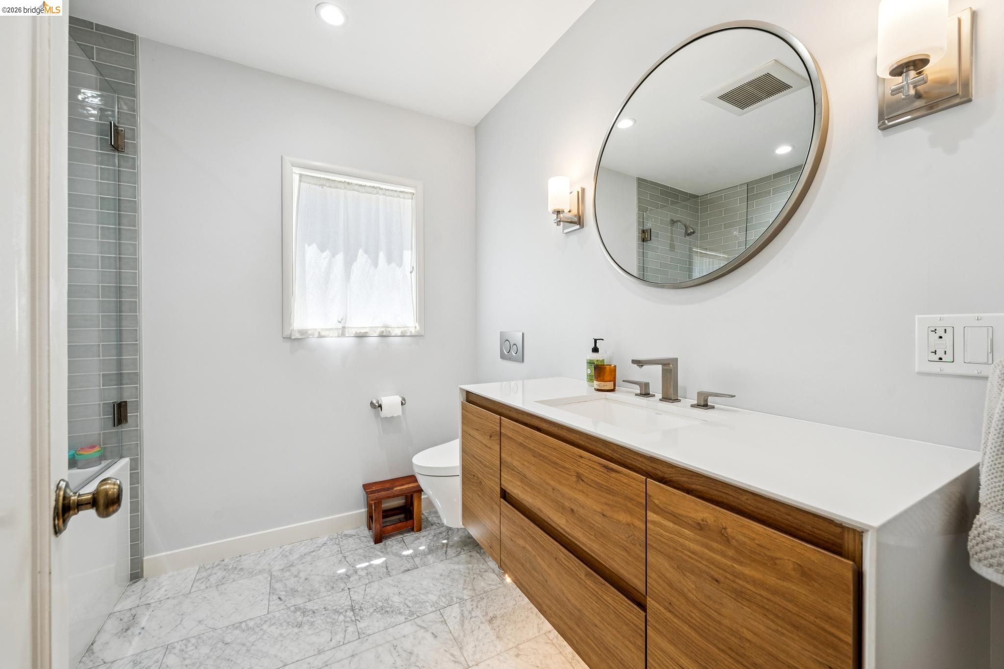 200 Fairlawn Dr
