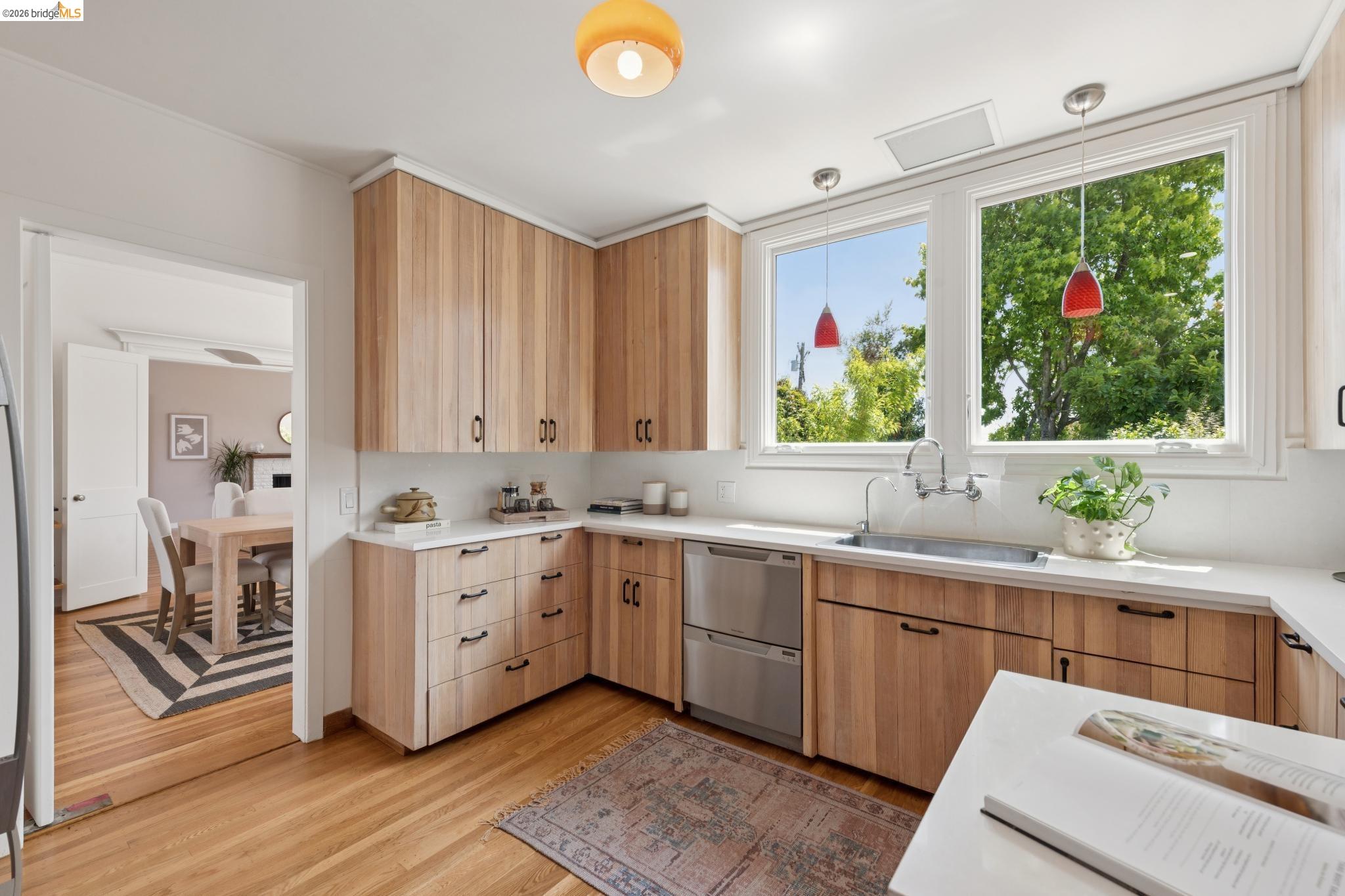 798 Creston Rd