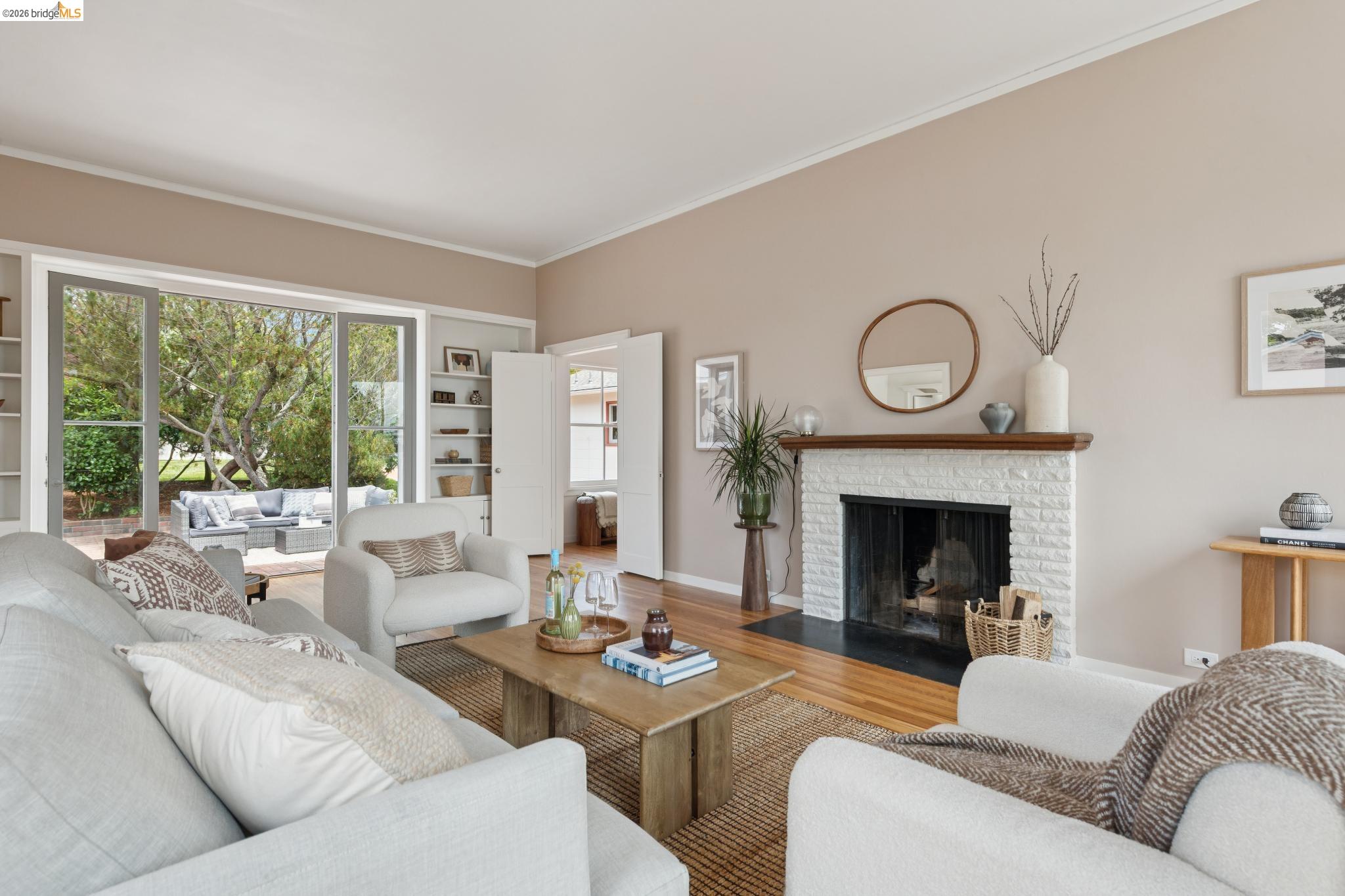 798 Creston Rd