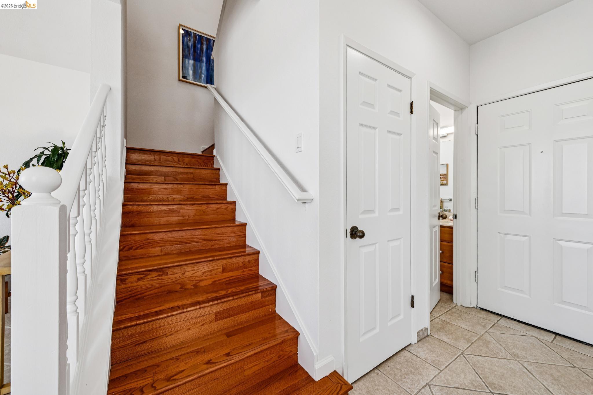 807 Commodore Drive