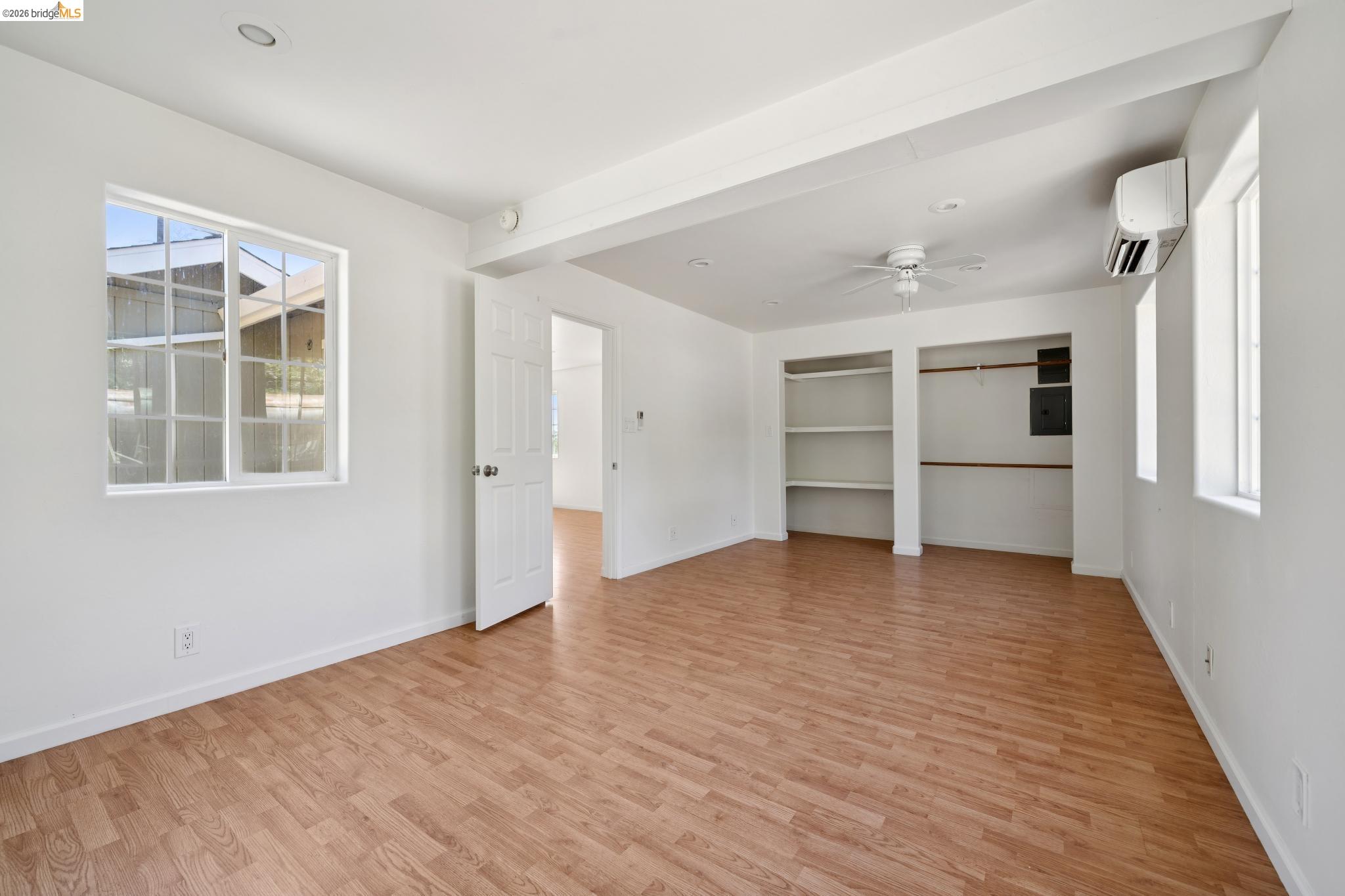30900 The Horseshoe