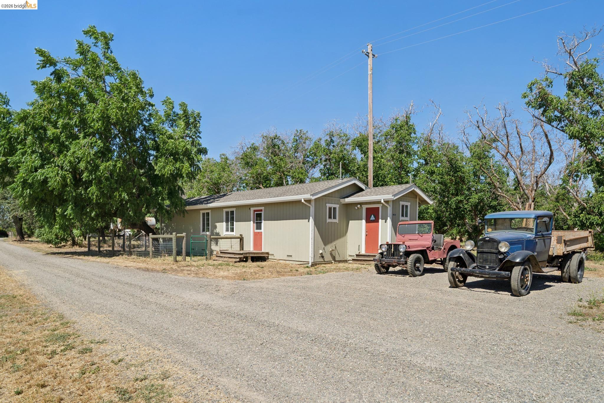 30900 The Horseshoe
