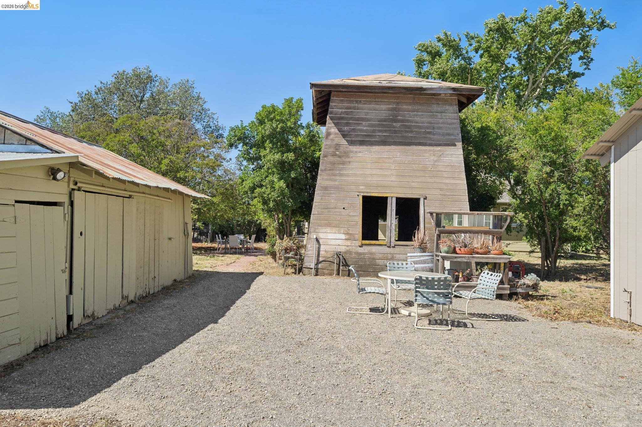 30900 The Horseshoe