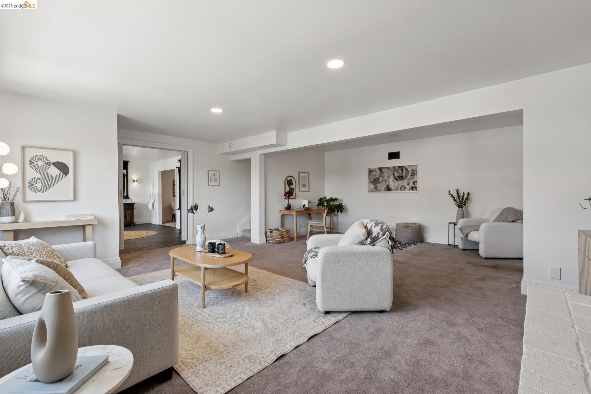 515 Vincente Ave