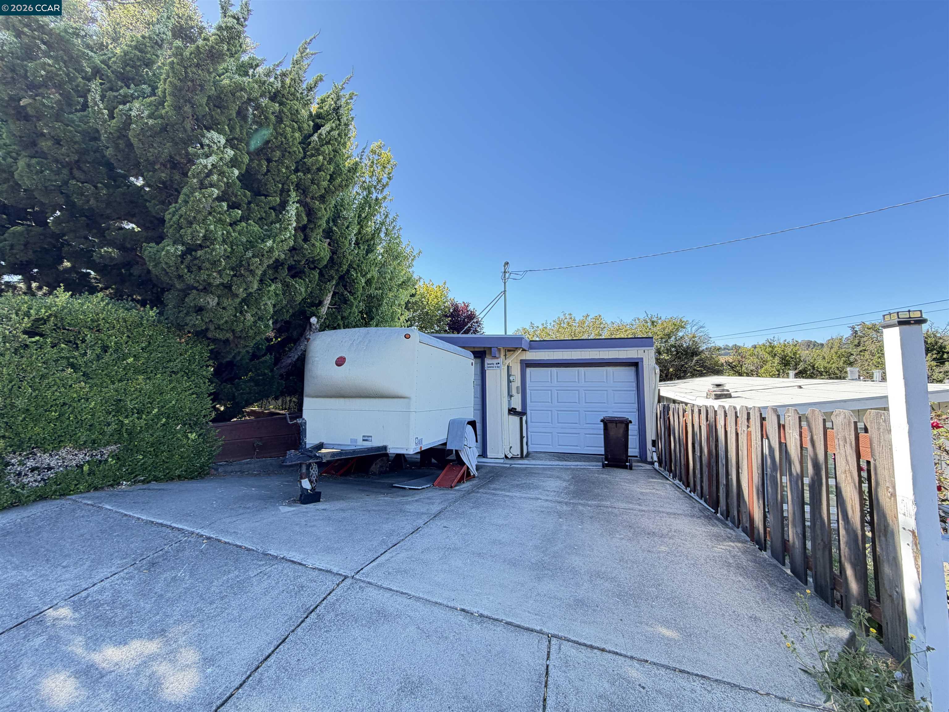 4072 Saint James Dr