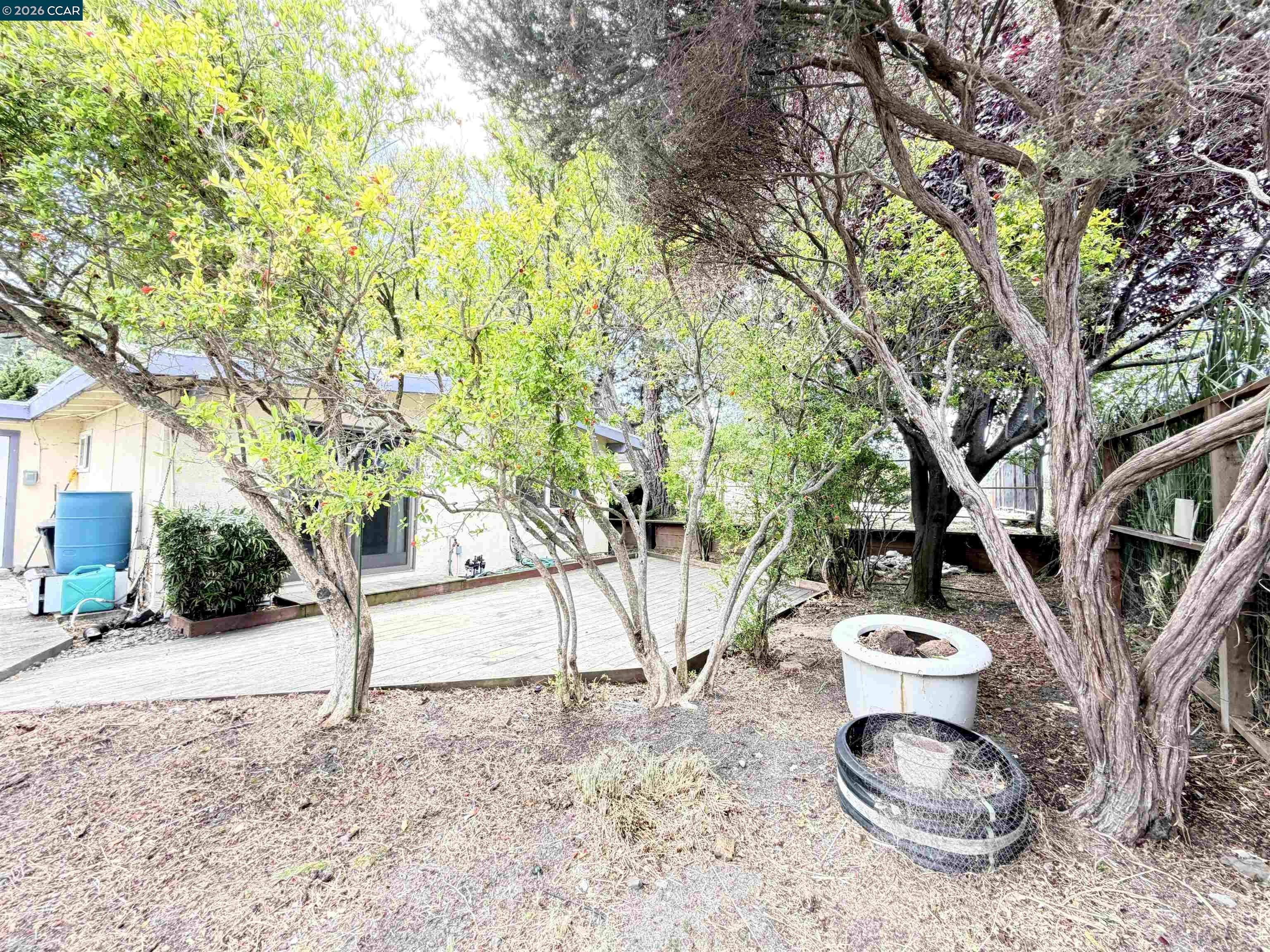 4072 Saint James Dr