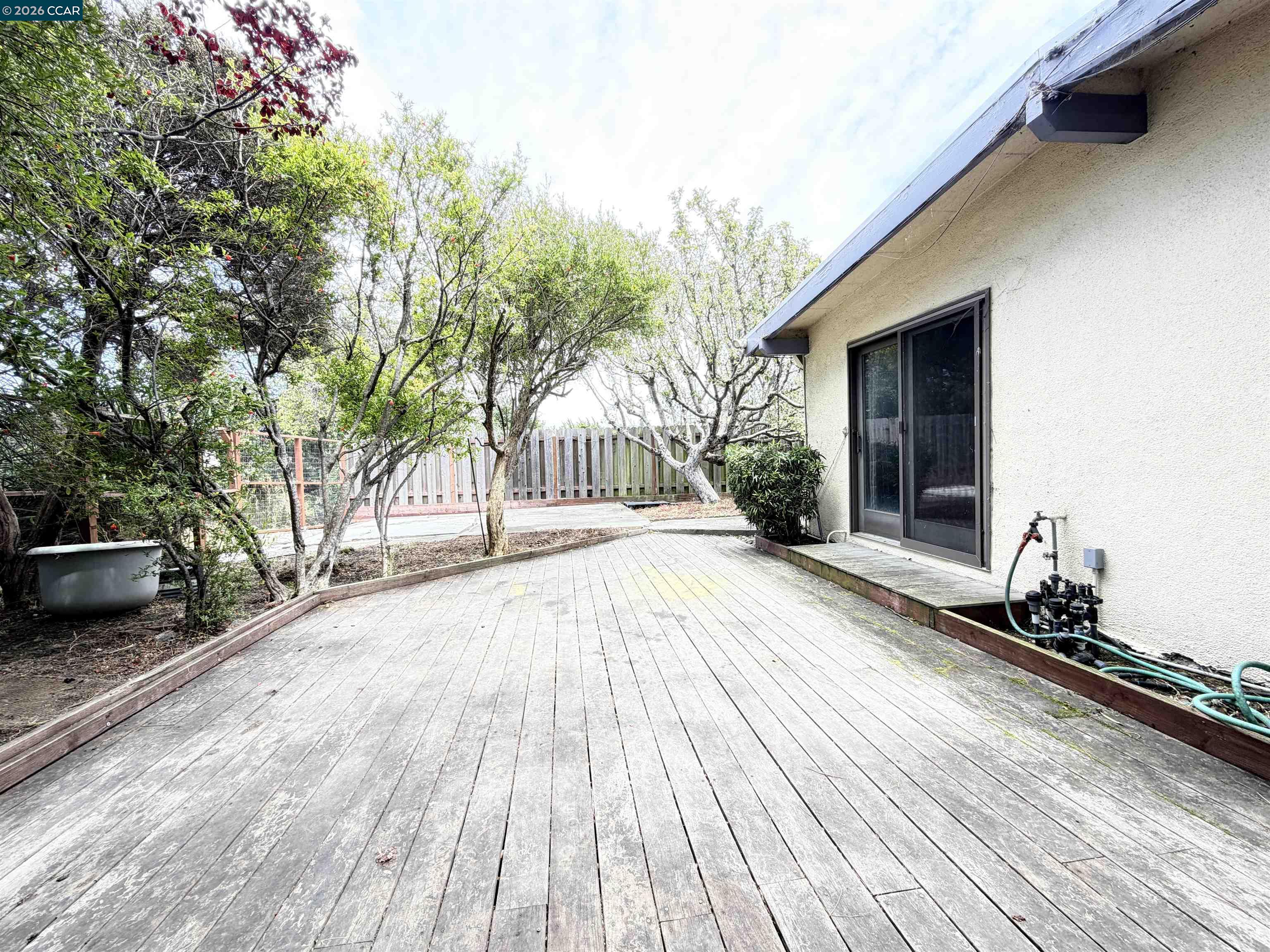 4072 Saint James Dr