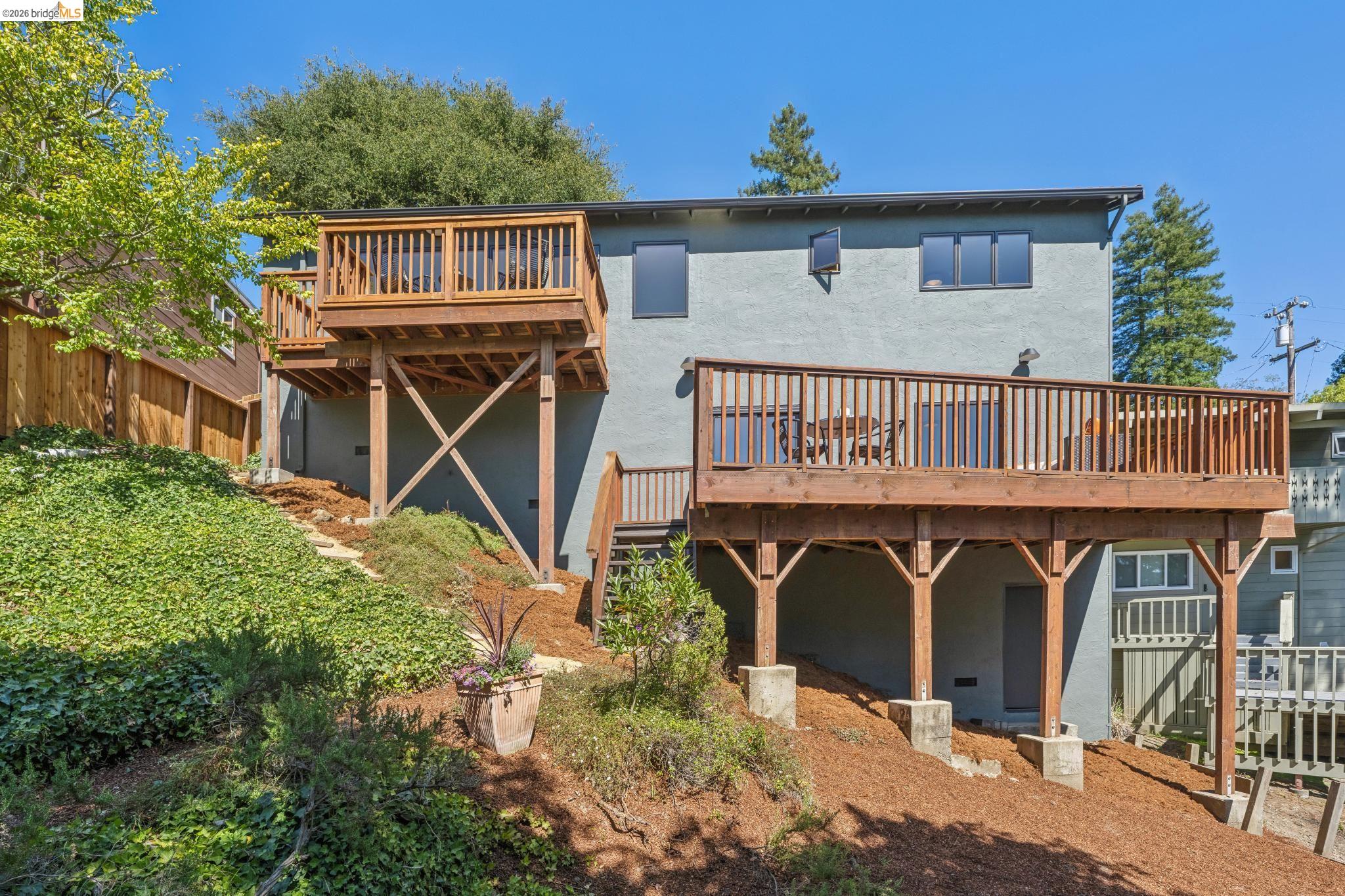 1010 Keeler Ave